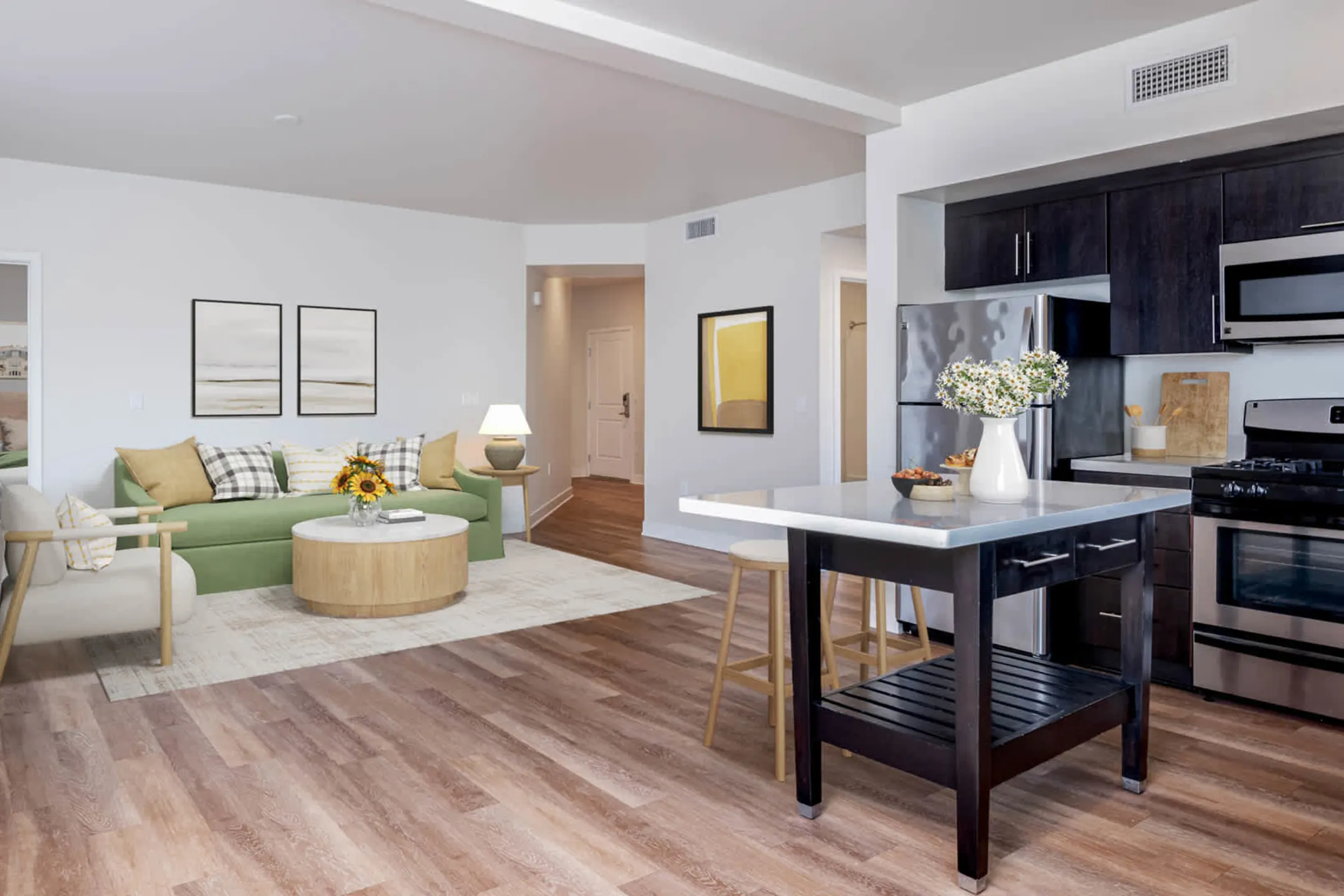 The Kelvin Apartments Irvine, CA 92614