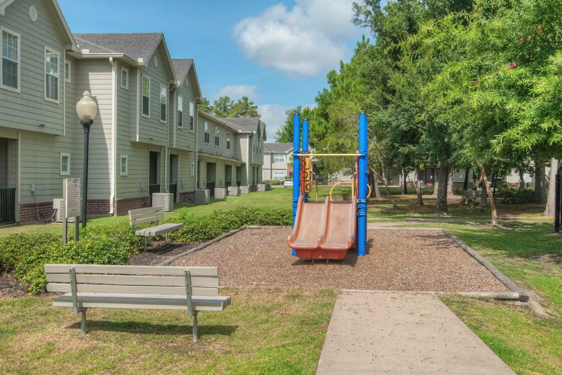 park-at-woodwind-lakes-14333-philippine-st-houston-tx-apartments