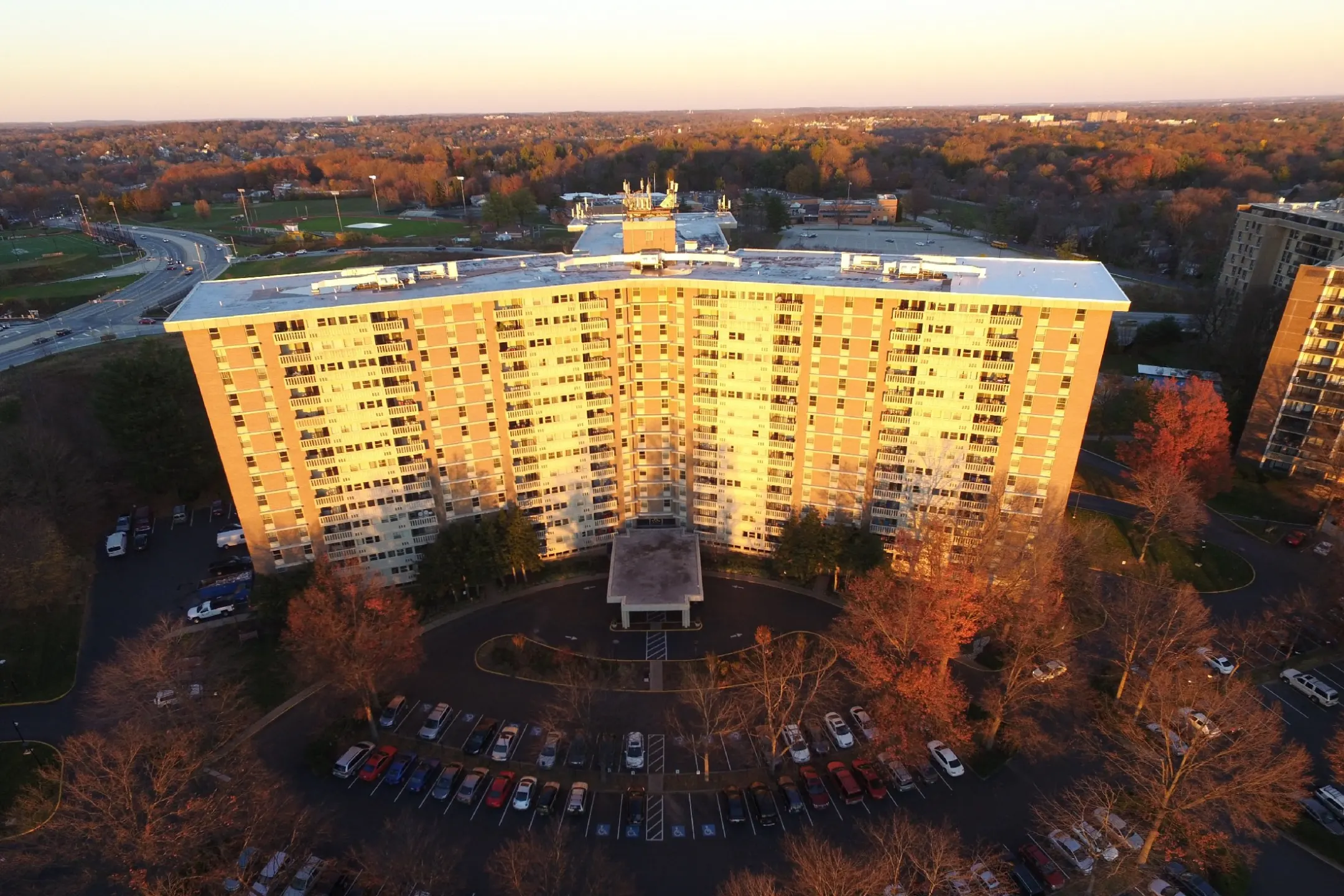 Towers At Wyncote 8440 Limekiln Pike Wyncote, PA Apartments for