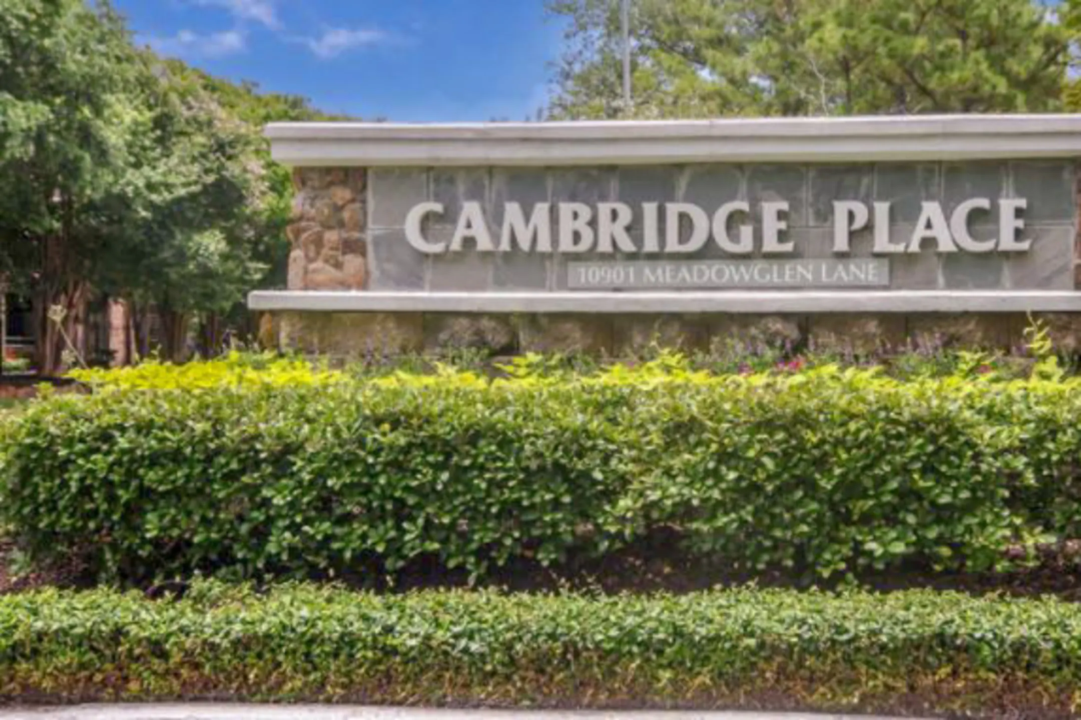 Community Signage - Cambridge Place - Houston, TX