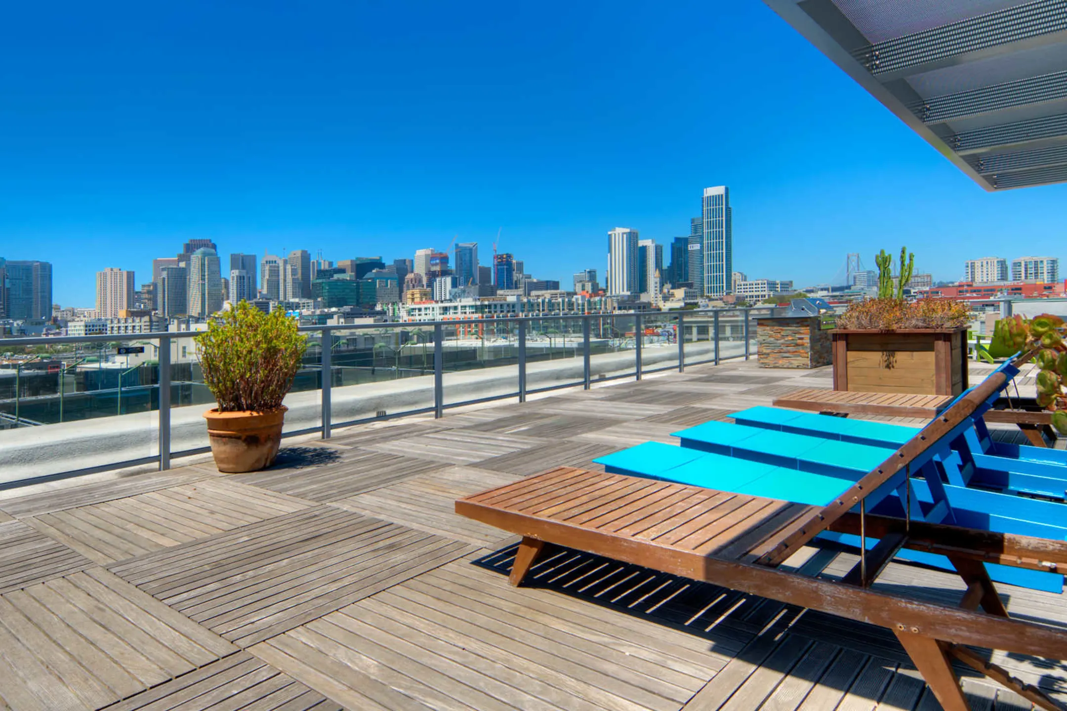 Pool - 77 Bluxome Apartments - San Francisco, CA