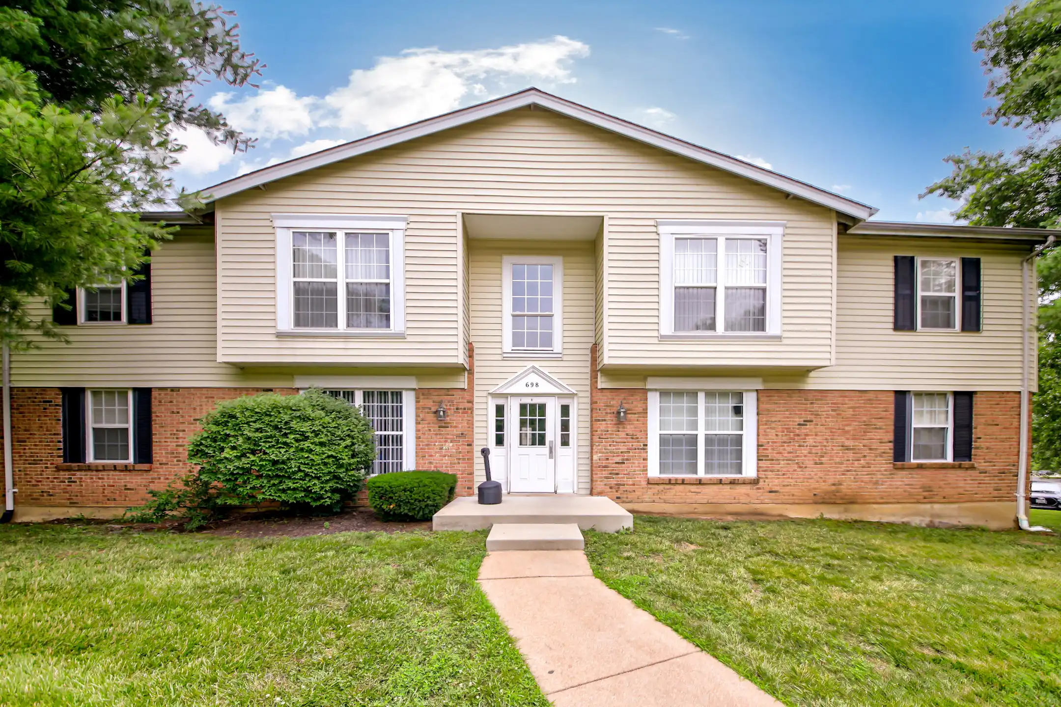 Greenmar Apartments 1054 Green Mountain Ct Fenton, MO Apartments