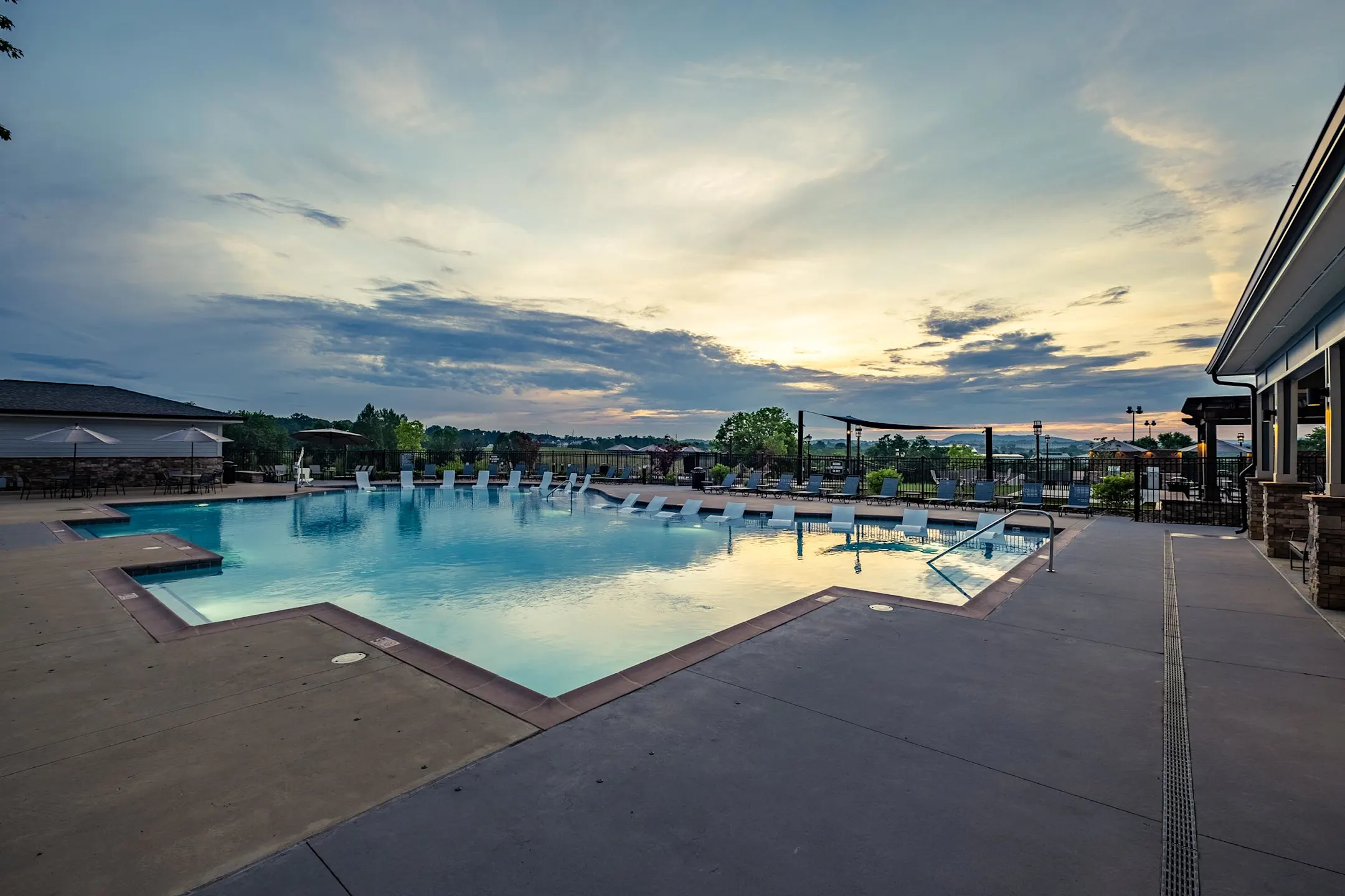 Foxridge Apartment Homes 750 Hethwood Blvd Blacksburg, VA