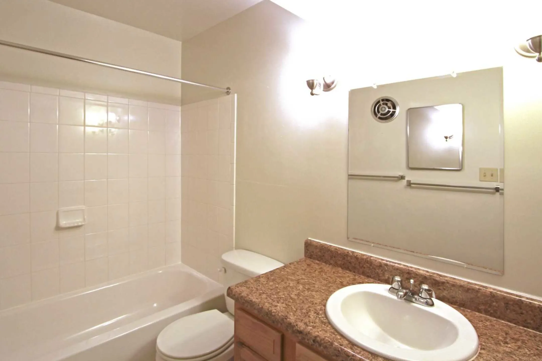 Bathroom - Colonial Gardens & Cherbourg Apartments - Overland Park, KS