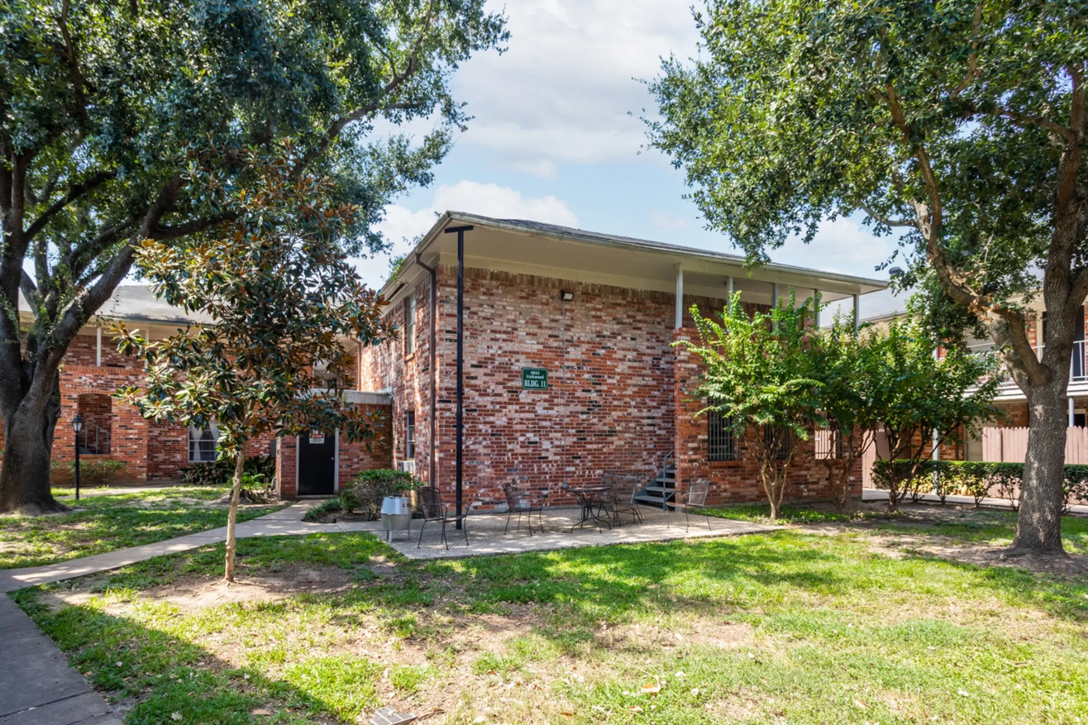 Stratford House Apartments Houston, TX 77025