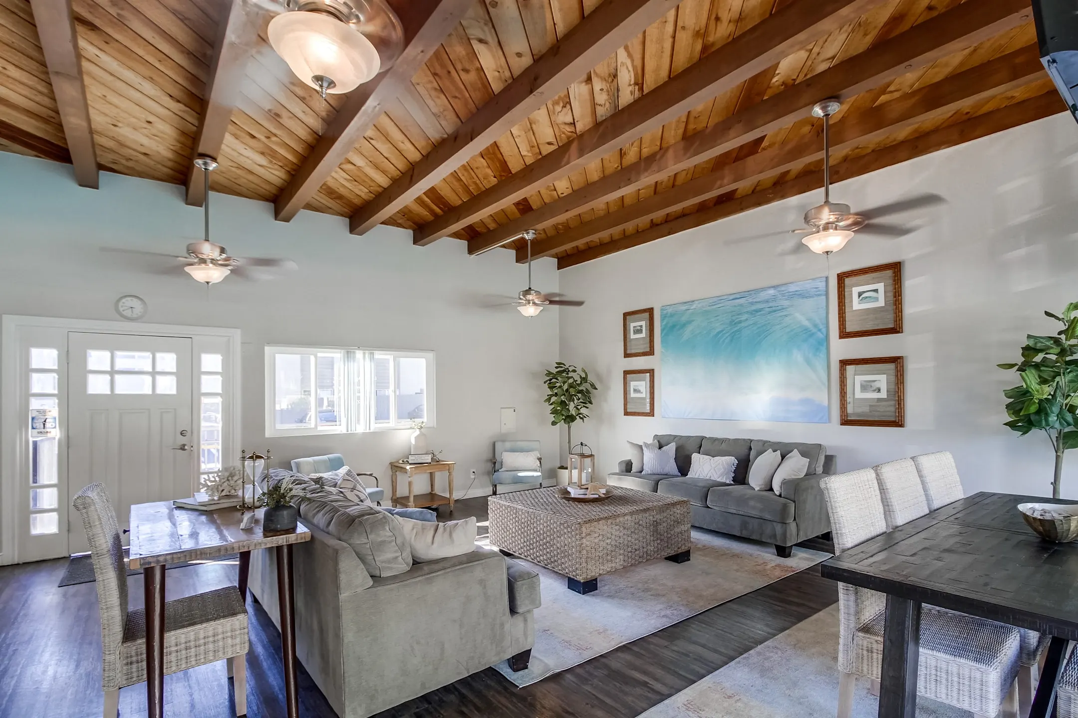 Living Room - Mesa Vista - San Diego, CA