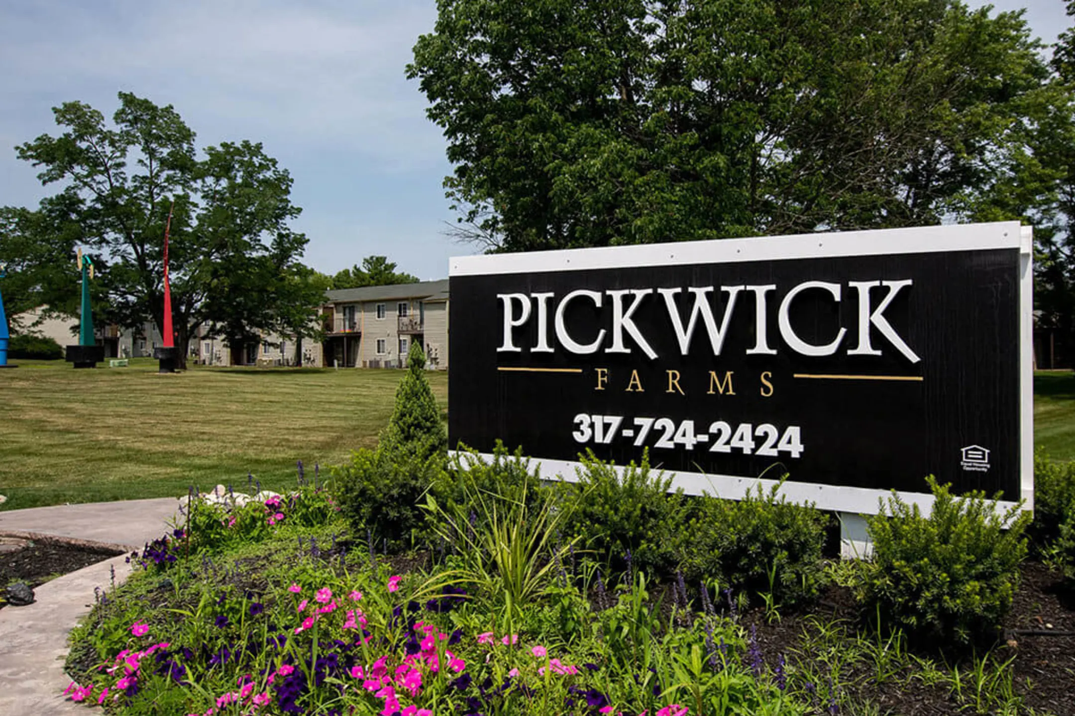 Community Signage - Pickwick Farms - Indianapolis, IN