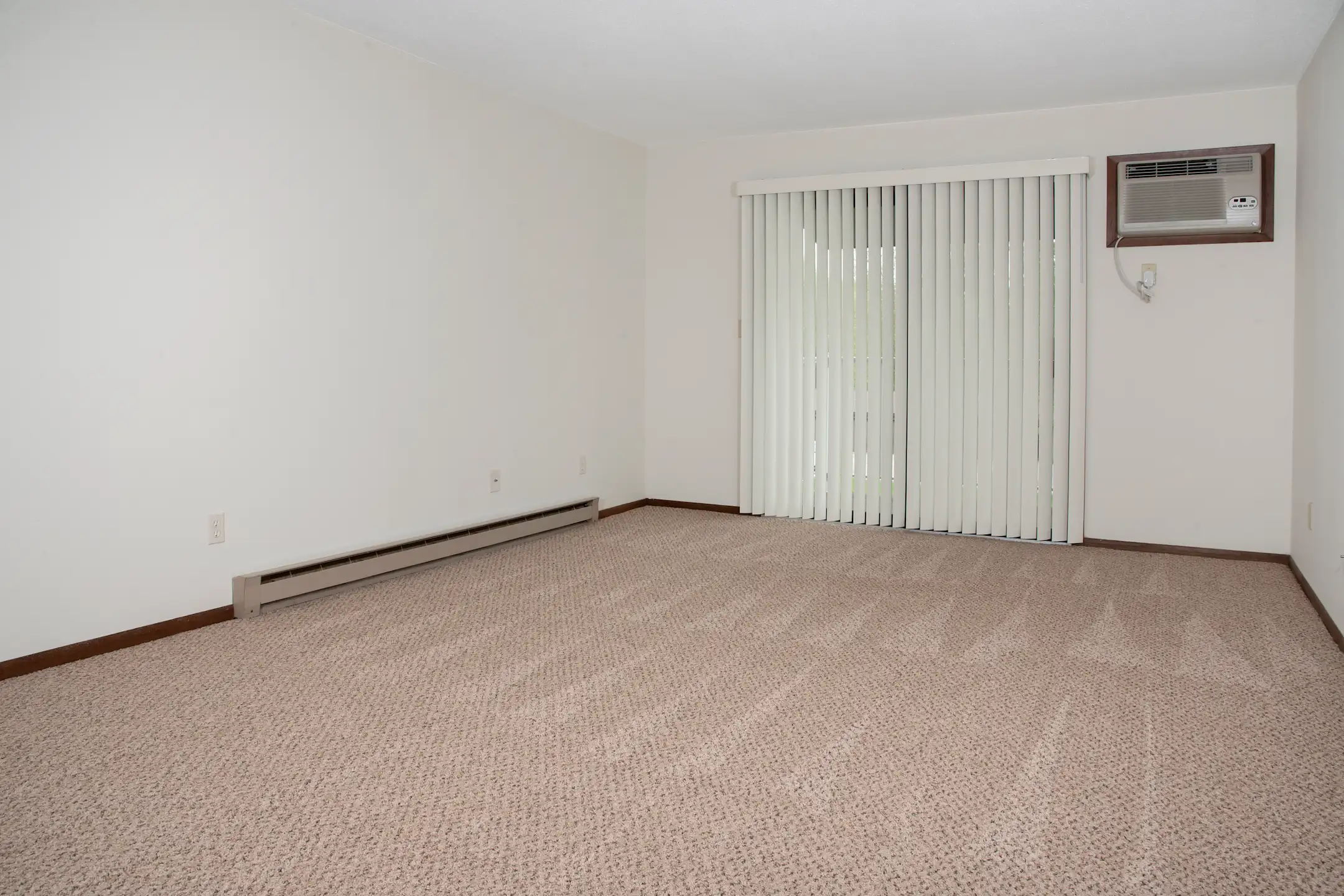 Laurel Place Apartments Apartments Fergus Falls, MN 56537