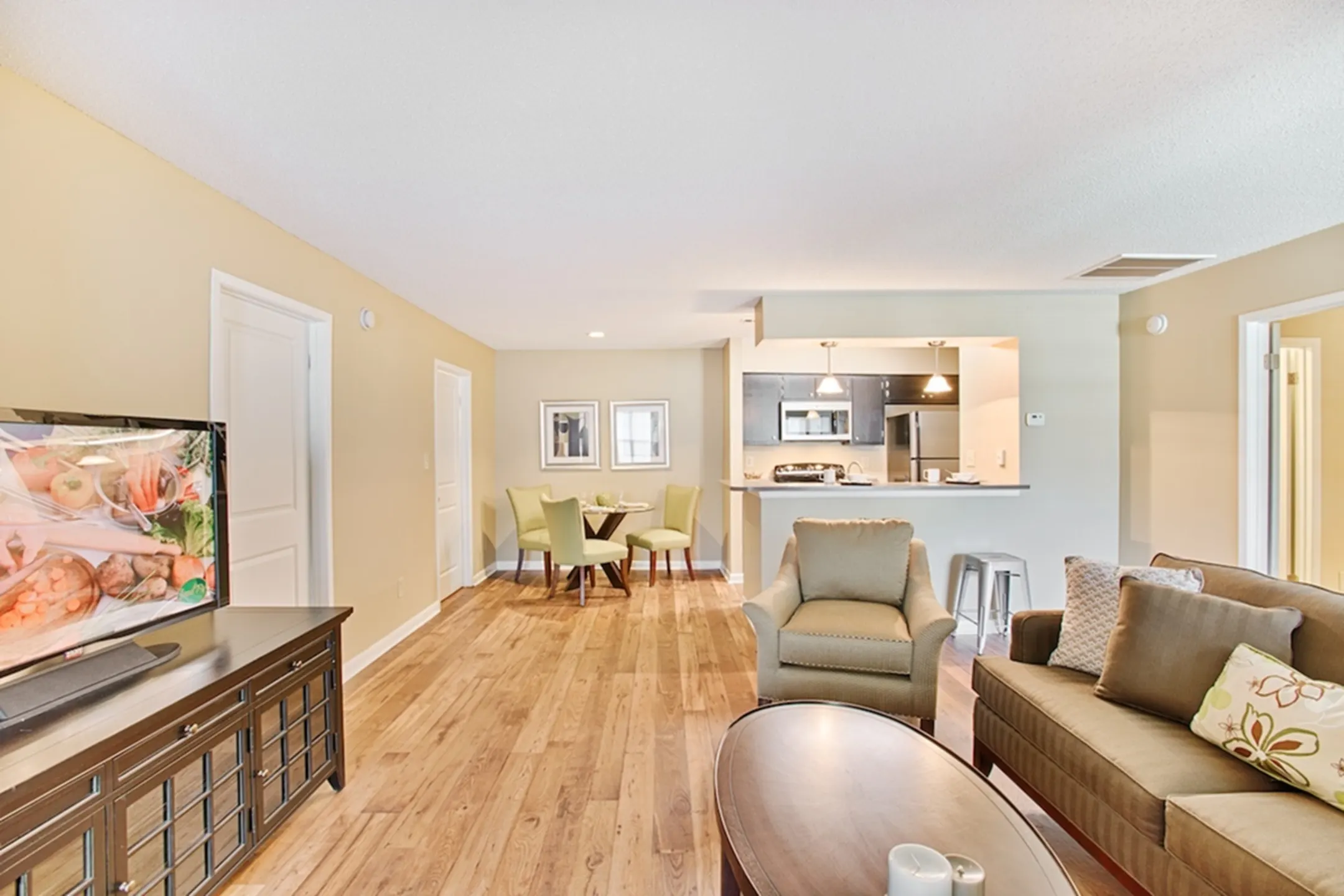 Brixworth at Bridge Street 6620 Old Madison Pike NW Huntsville, AL