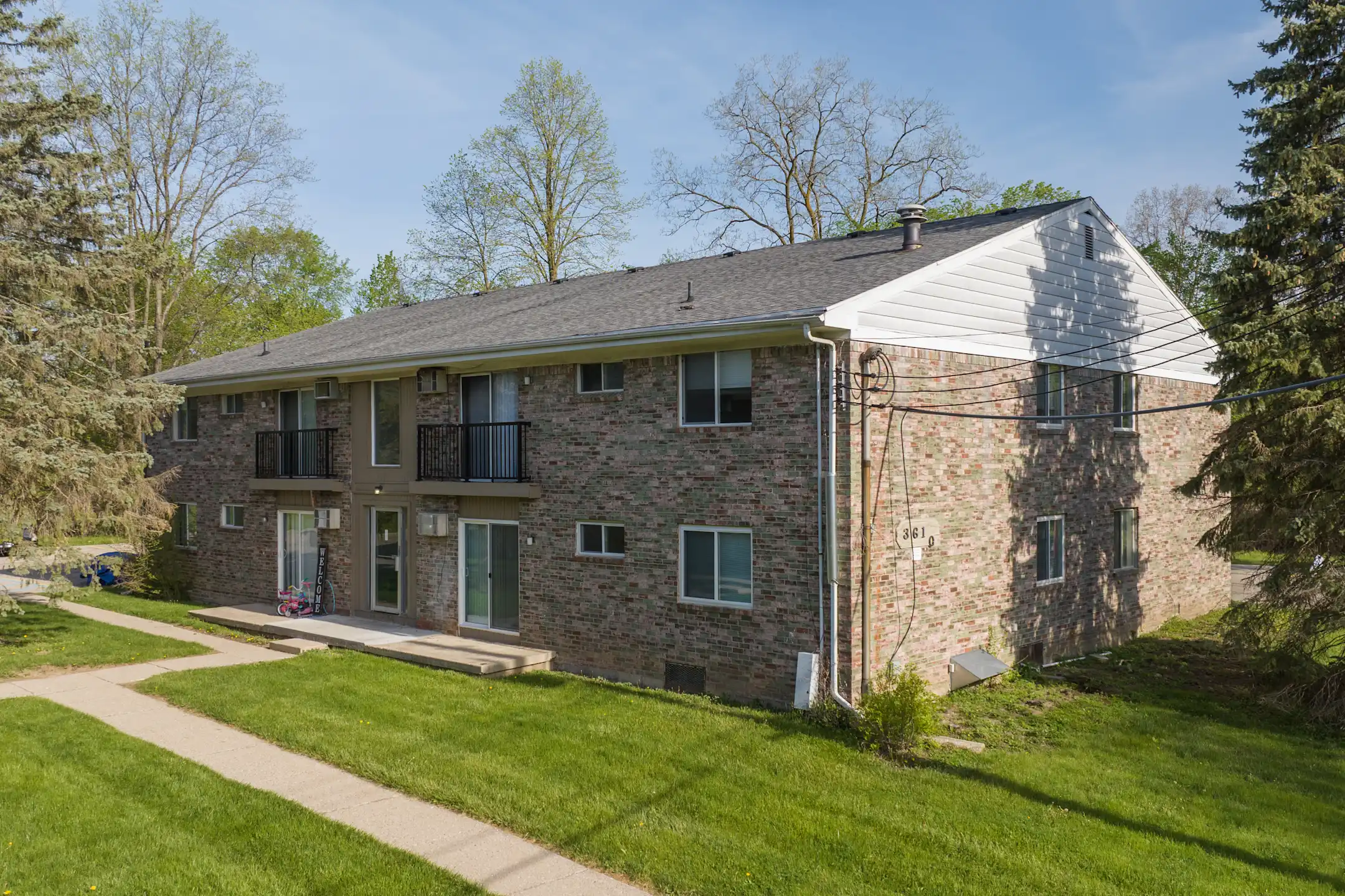 The Grove Grove Park Apartments Lansing, MI 48911