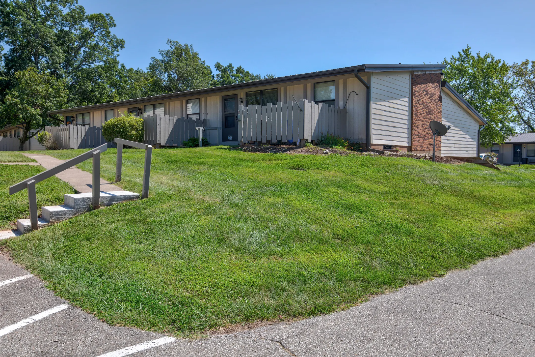 Parkville Apartments Apartments Parkersburg, WV 26101