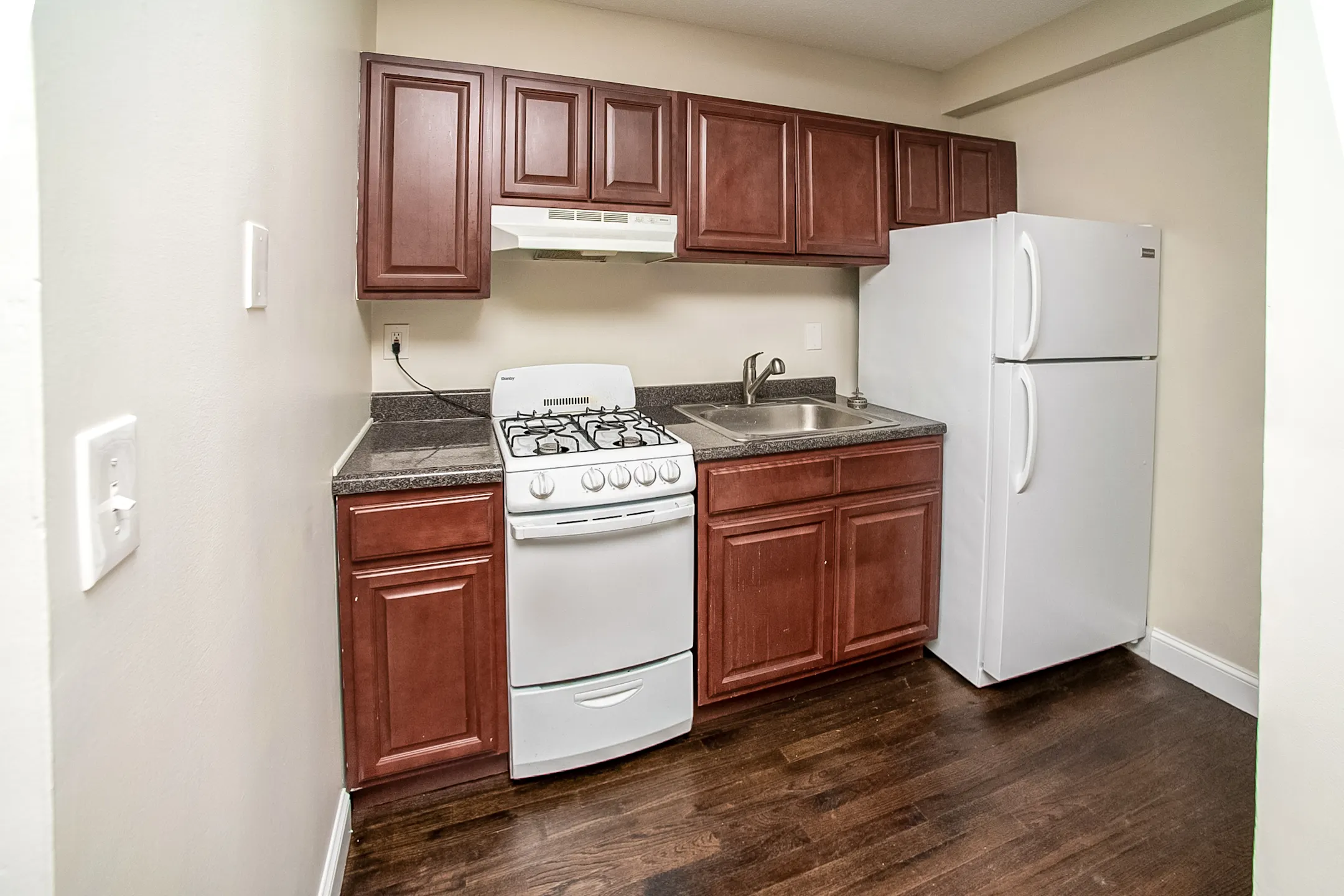 Tara Apartments 2900 Main St Bridgeport, CT Apartments for Rent Rent.