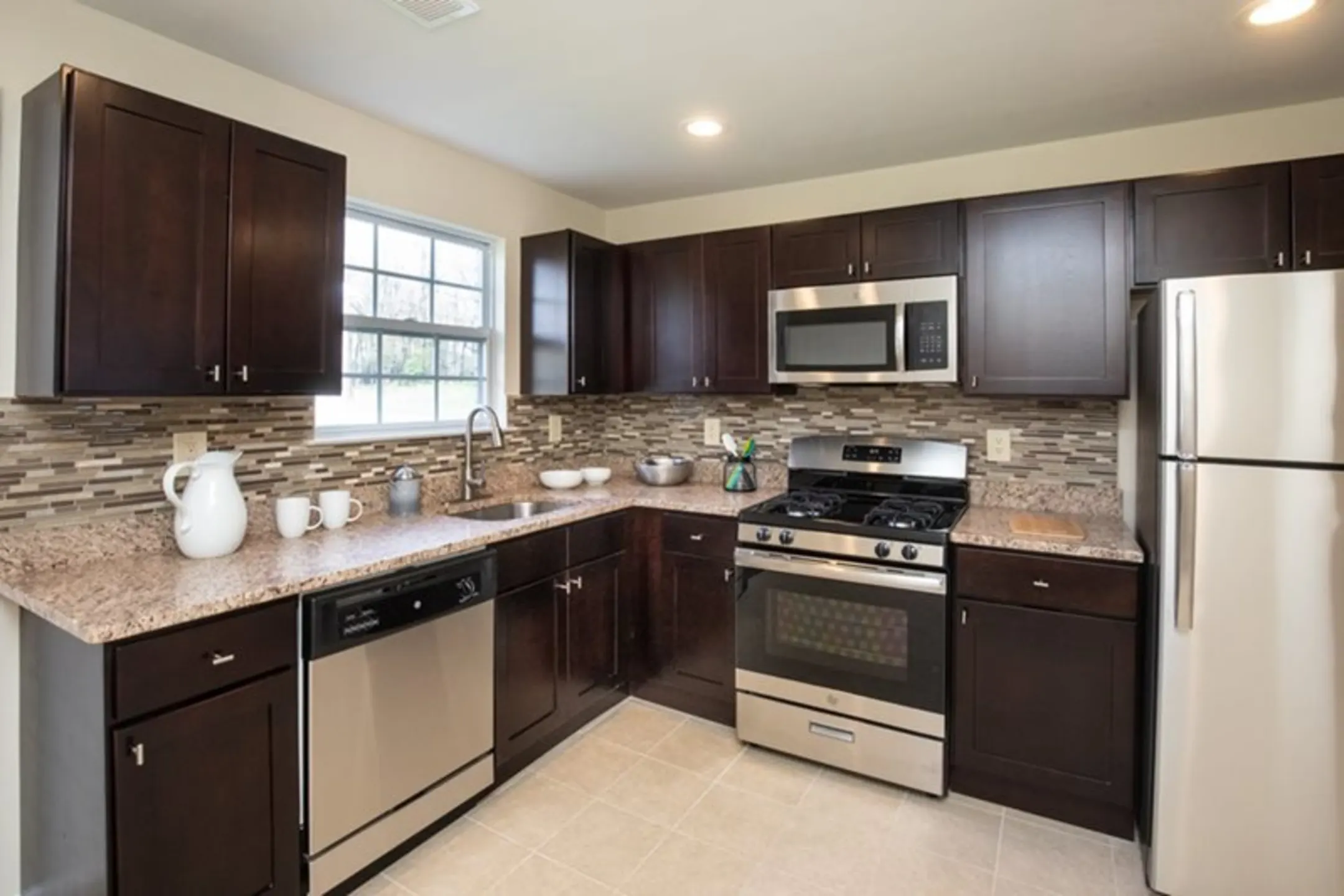 Lamberts Mill Village Apartments Scotch Plains, NJ 07076