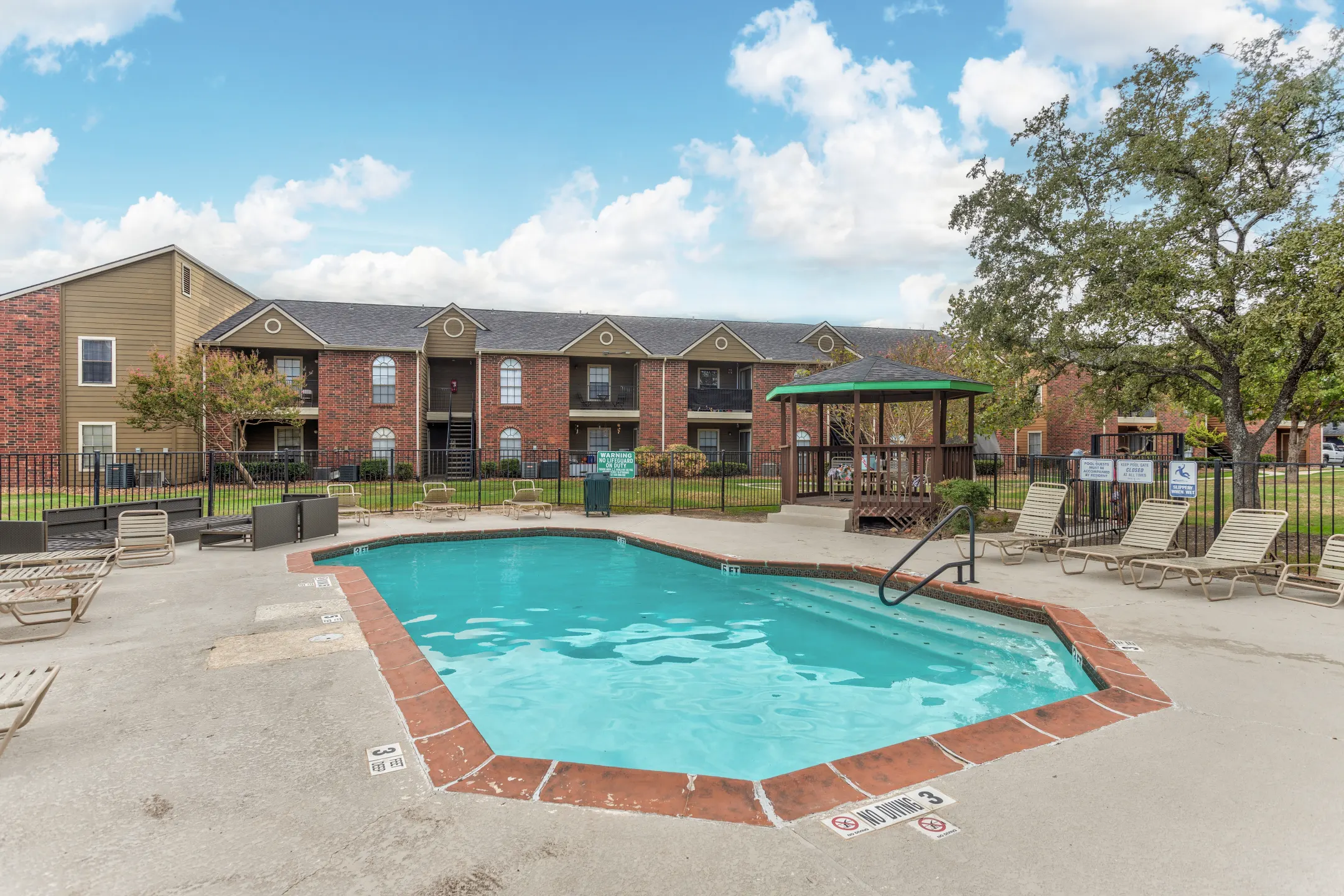 Pool - Oaks Of Westlakes - San Antonio, TX