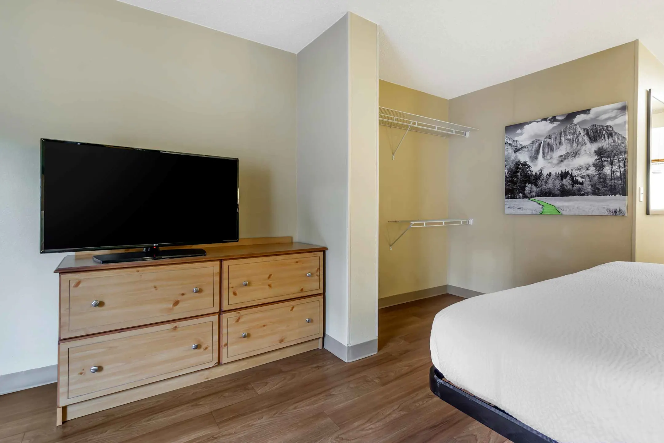 Furnished Studio Seattle Bellevue Factoria Apartments Bellevue