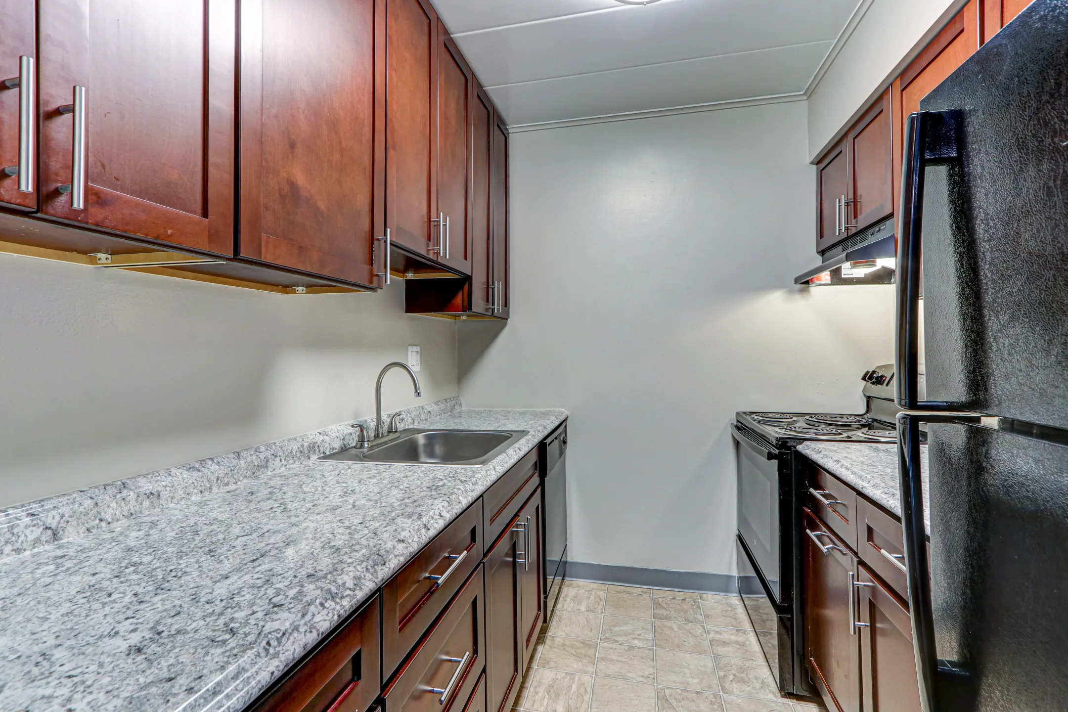 Kitchen - Carriage Park Apartments - Pittsburgh, PA