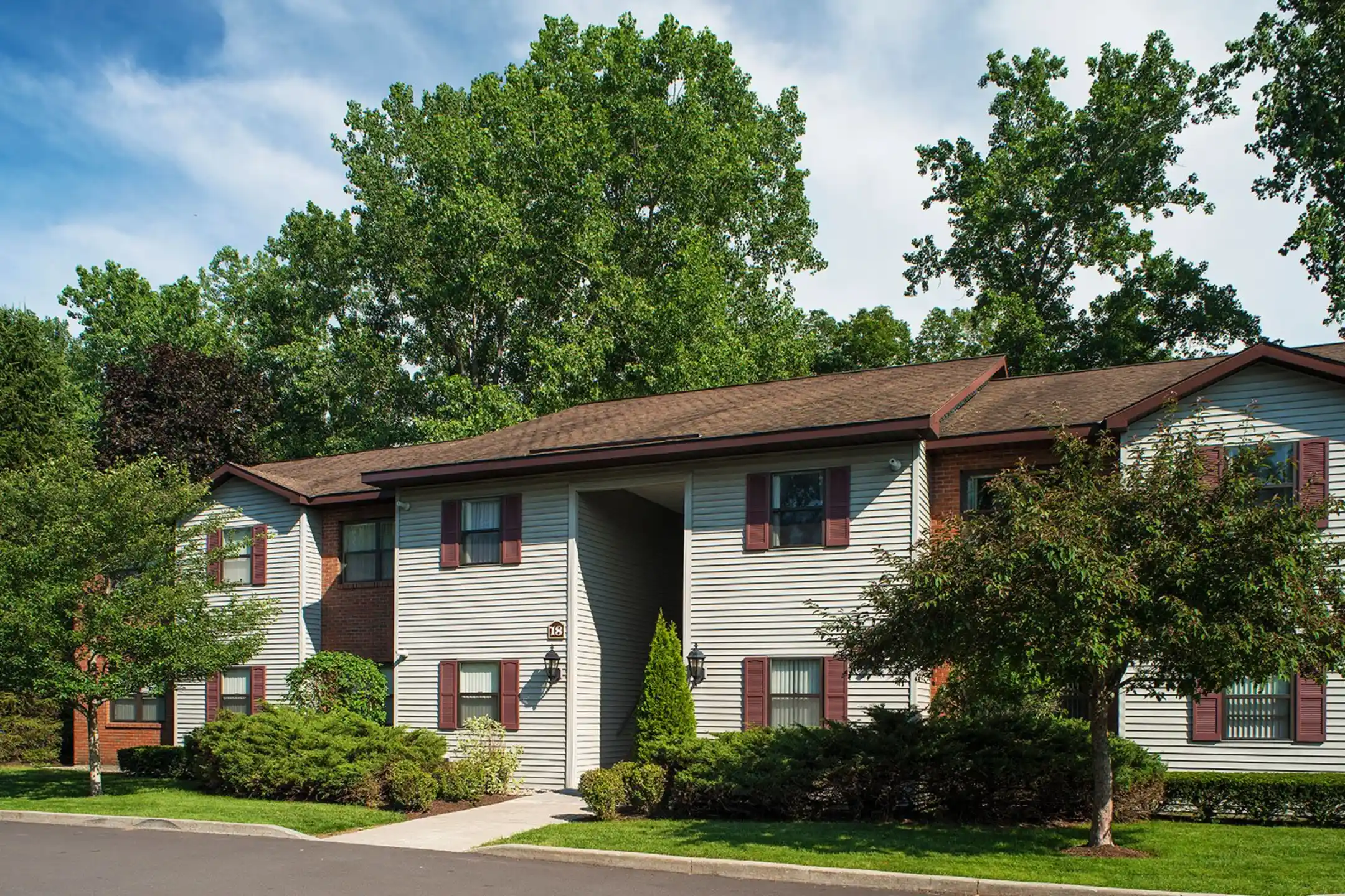 Fairwood Apartments Apartments Guilderland, NY 12084