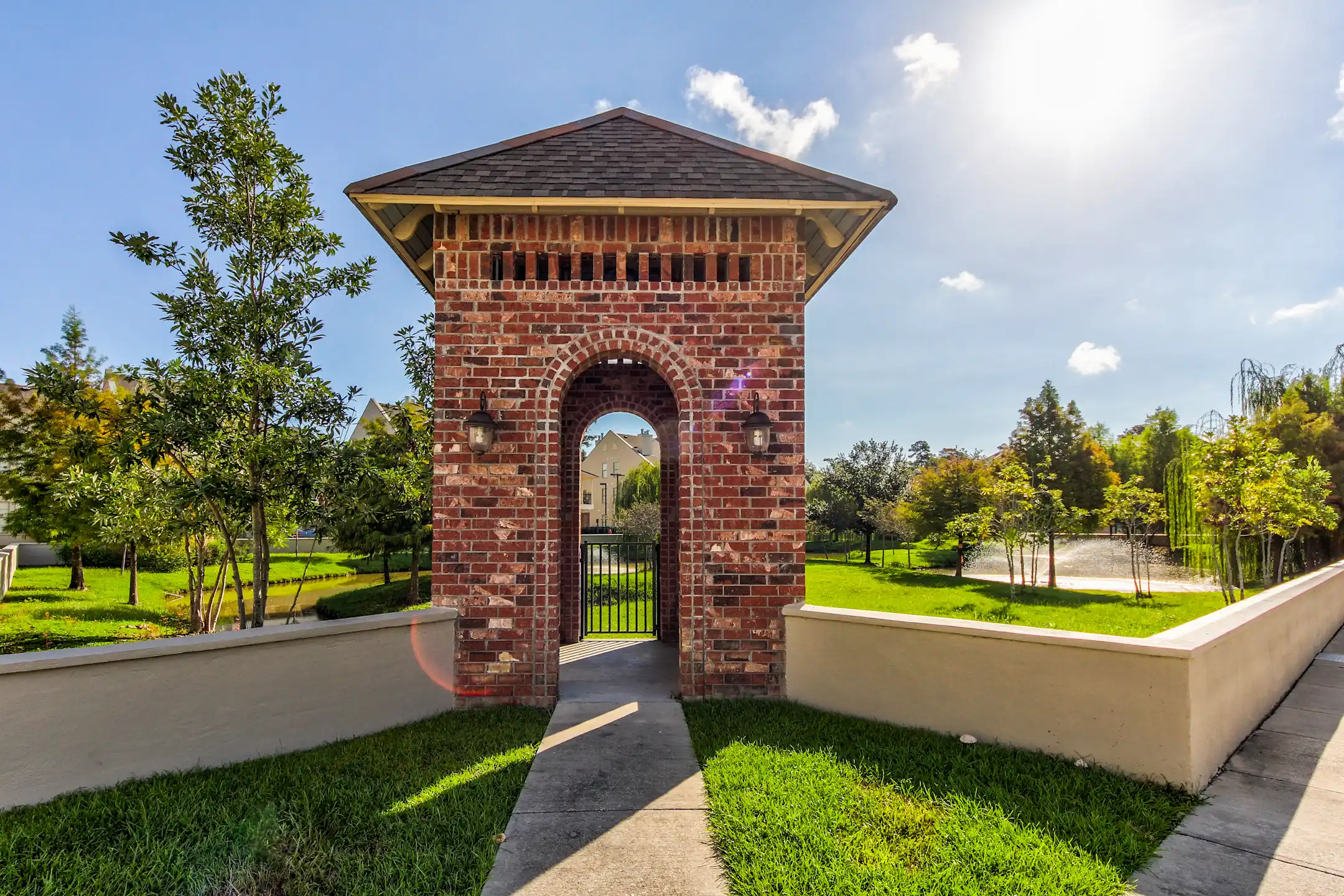 Chenier Apartments 1901 Highway 190 Mandeville, LA Apartments for