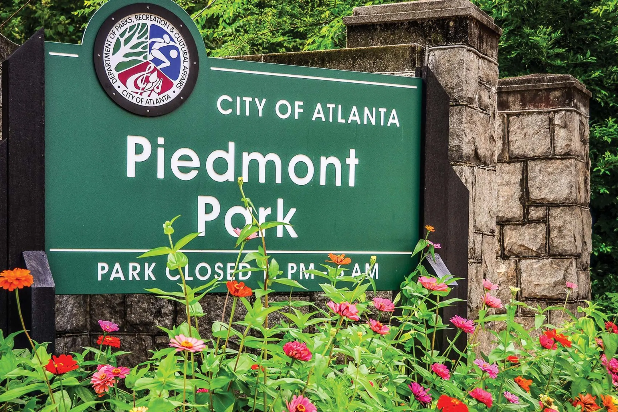 Community Signage - 1045 on the Park Apartment Homes - Atlanta, GA