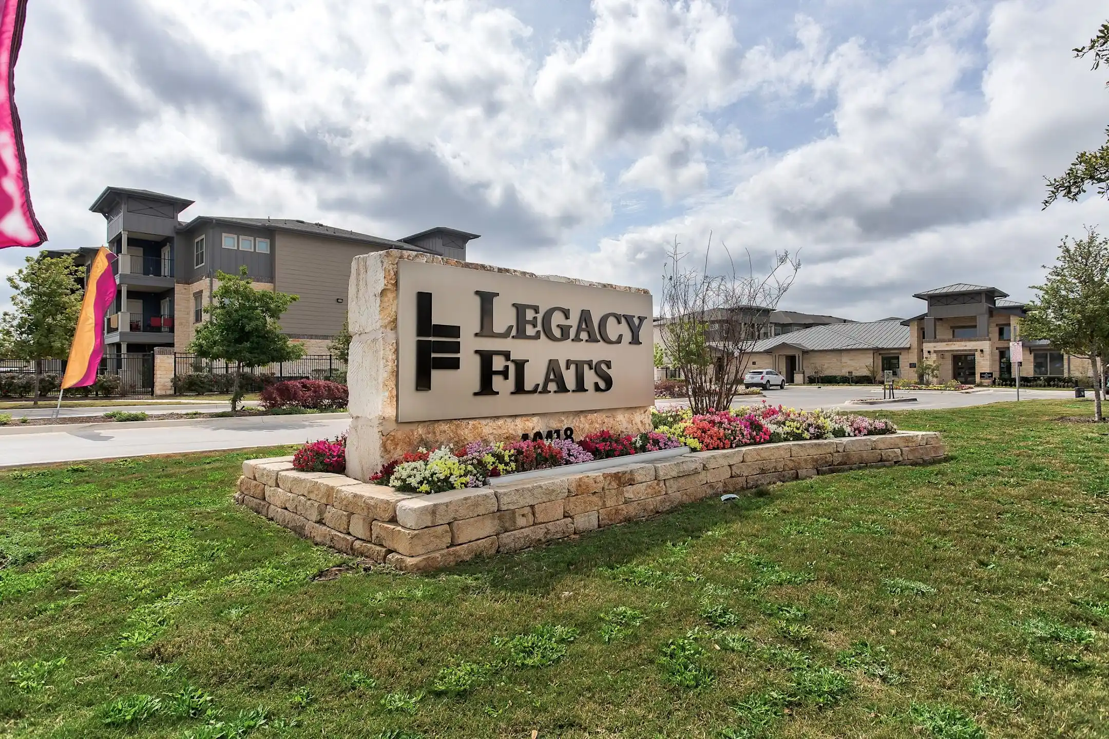 Legacy Flats Apartments 10418 Shaenfield Road San Antonio, TX