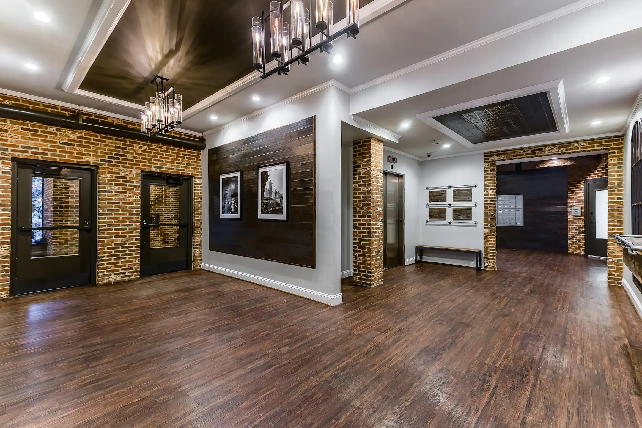 Living Room - Thames Point - Baltimore, MD