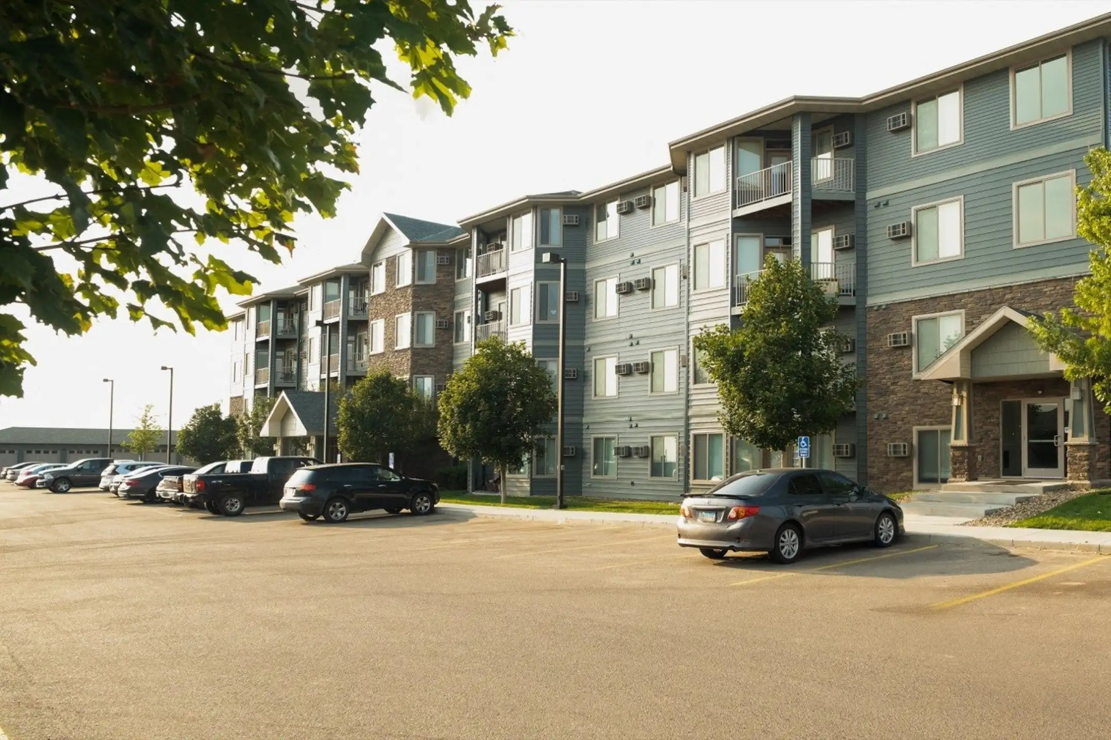 Eagle Crest Apartments 3710 26th Street W Williston, ND Apartments for Rent Rent.