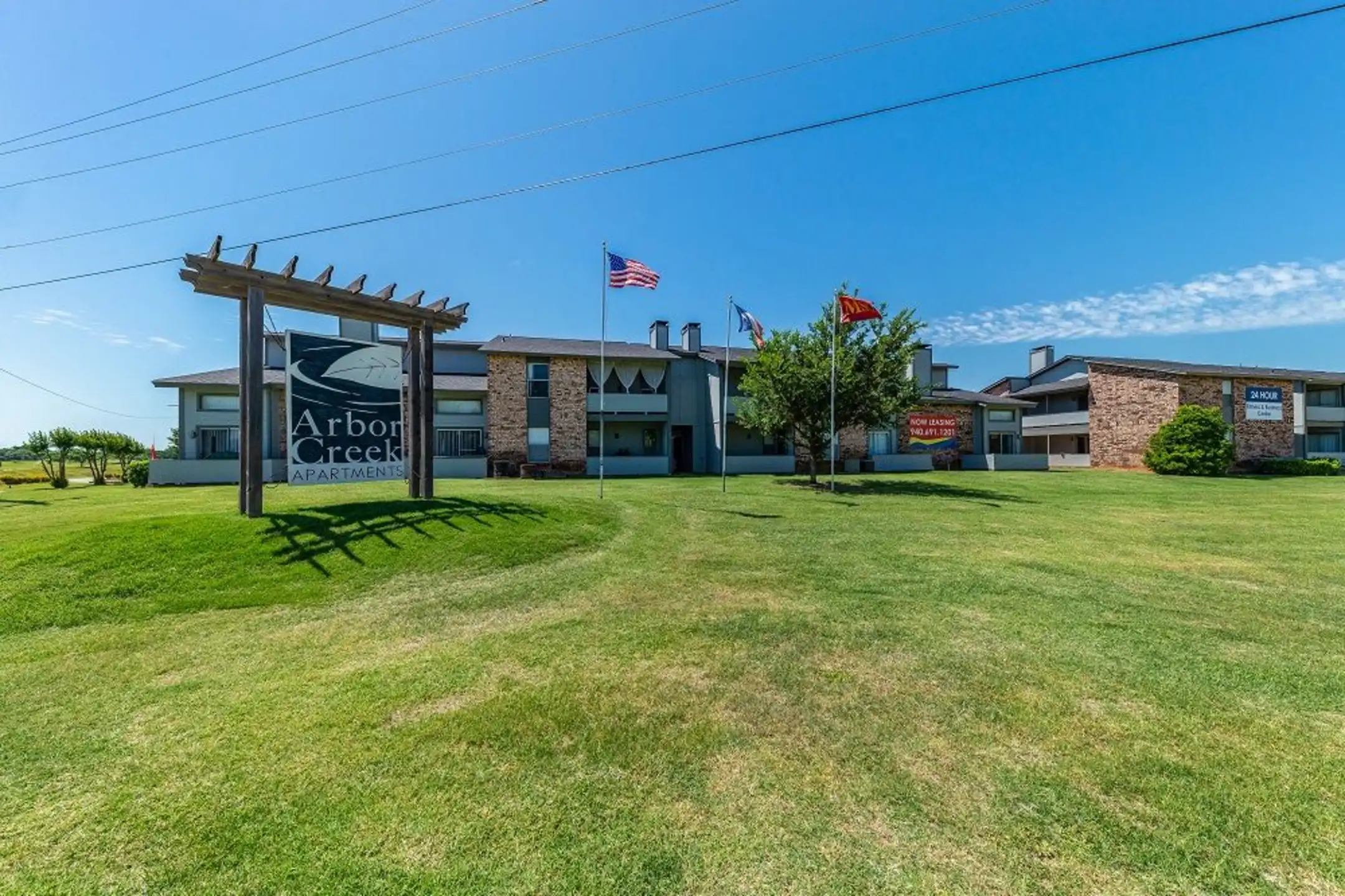 Arbor Creek Apartments 4000 Weeks Park Ln Wichita Falls, TX