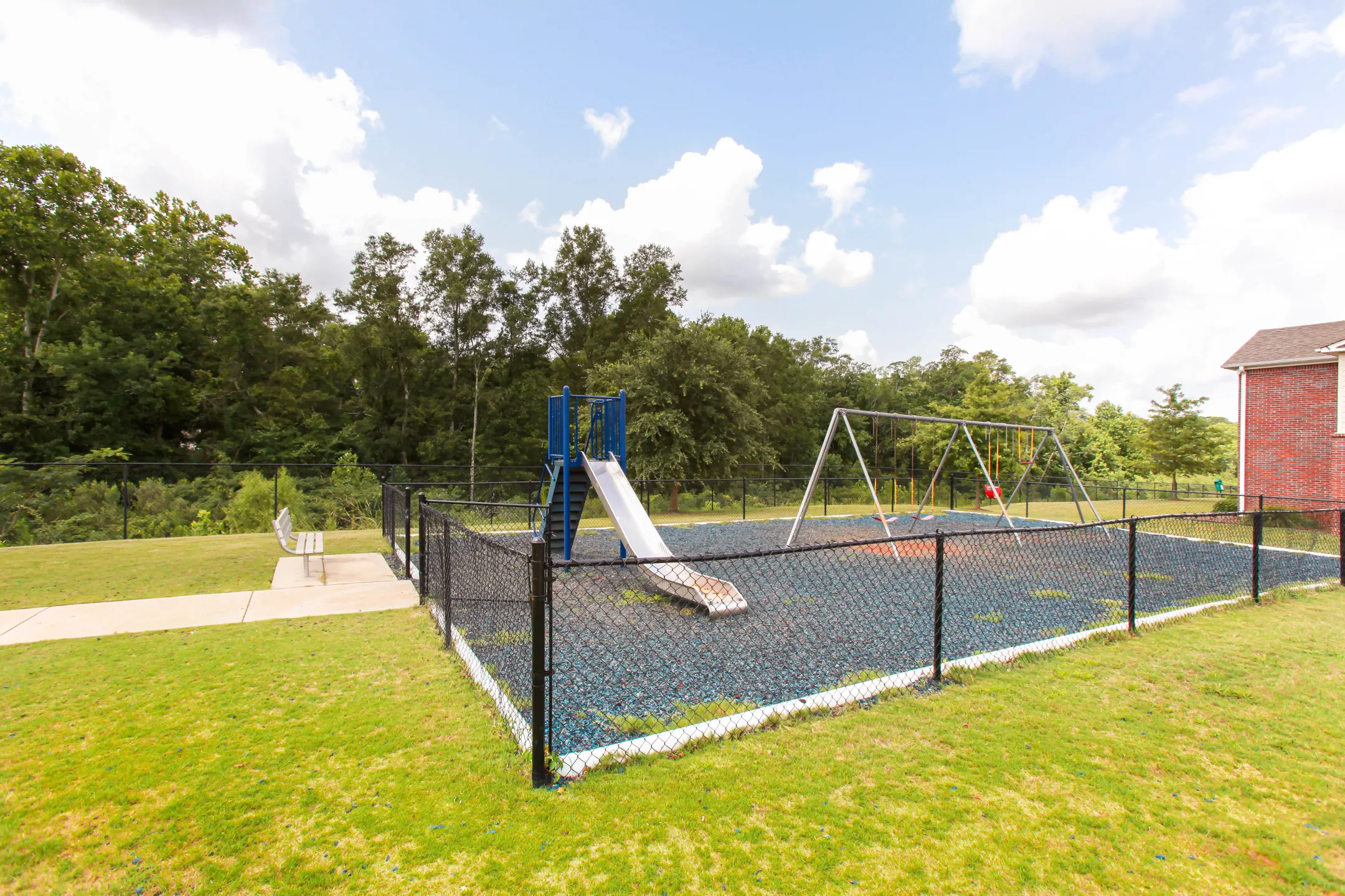 Heron Cove I Apartment Homes 200a Heron Cove Dr Enterprise, AL