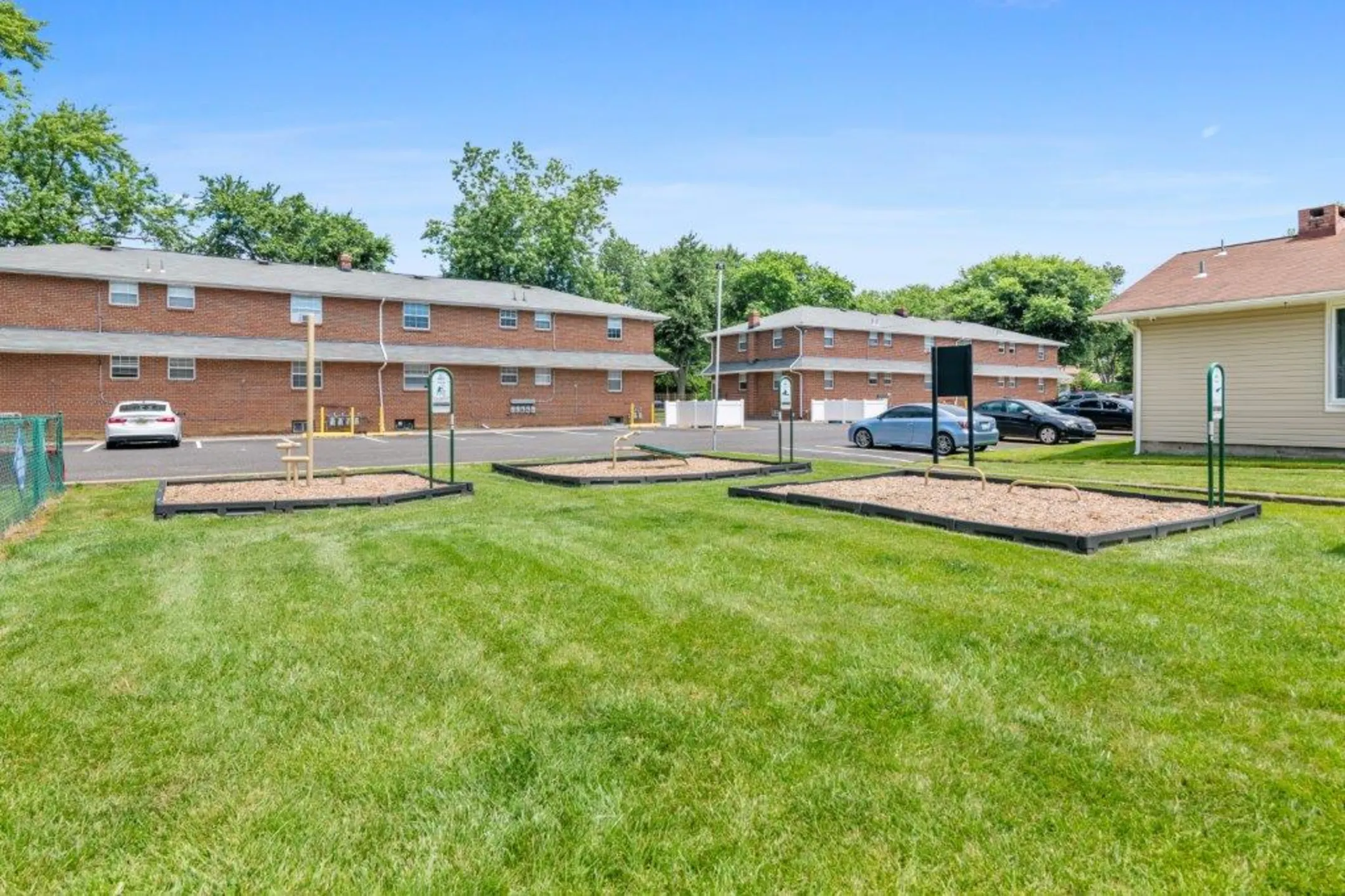 Burnt Mill Apartment Homes 250 S Burnt Mill Rd Voorhees, NJ