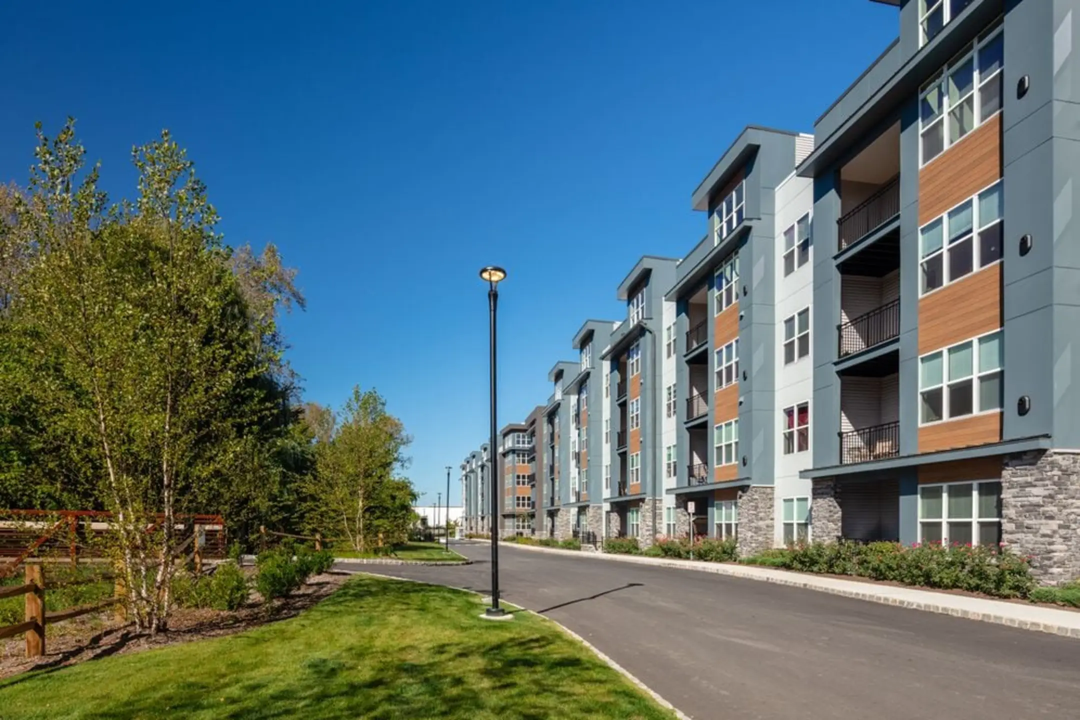 Avalon Teaneck Apartments Teaneck, NJ 07666