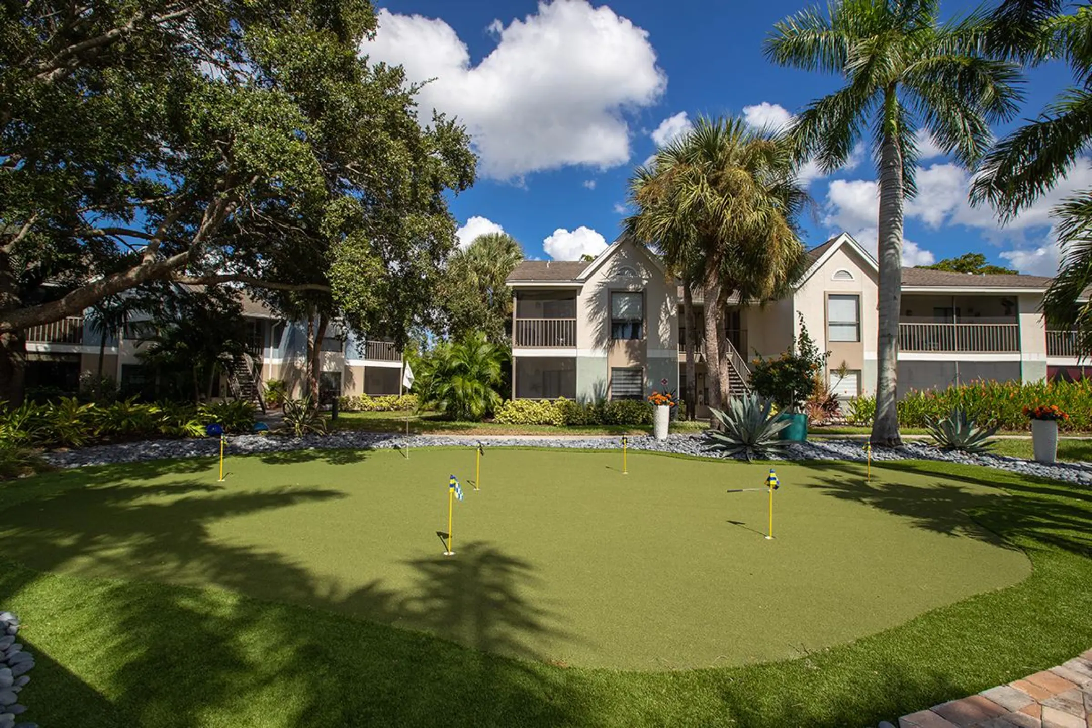 River Reach Apartments - 2000 River Reach Dr | Naples, FL Apartments ...