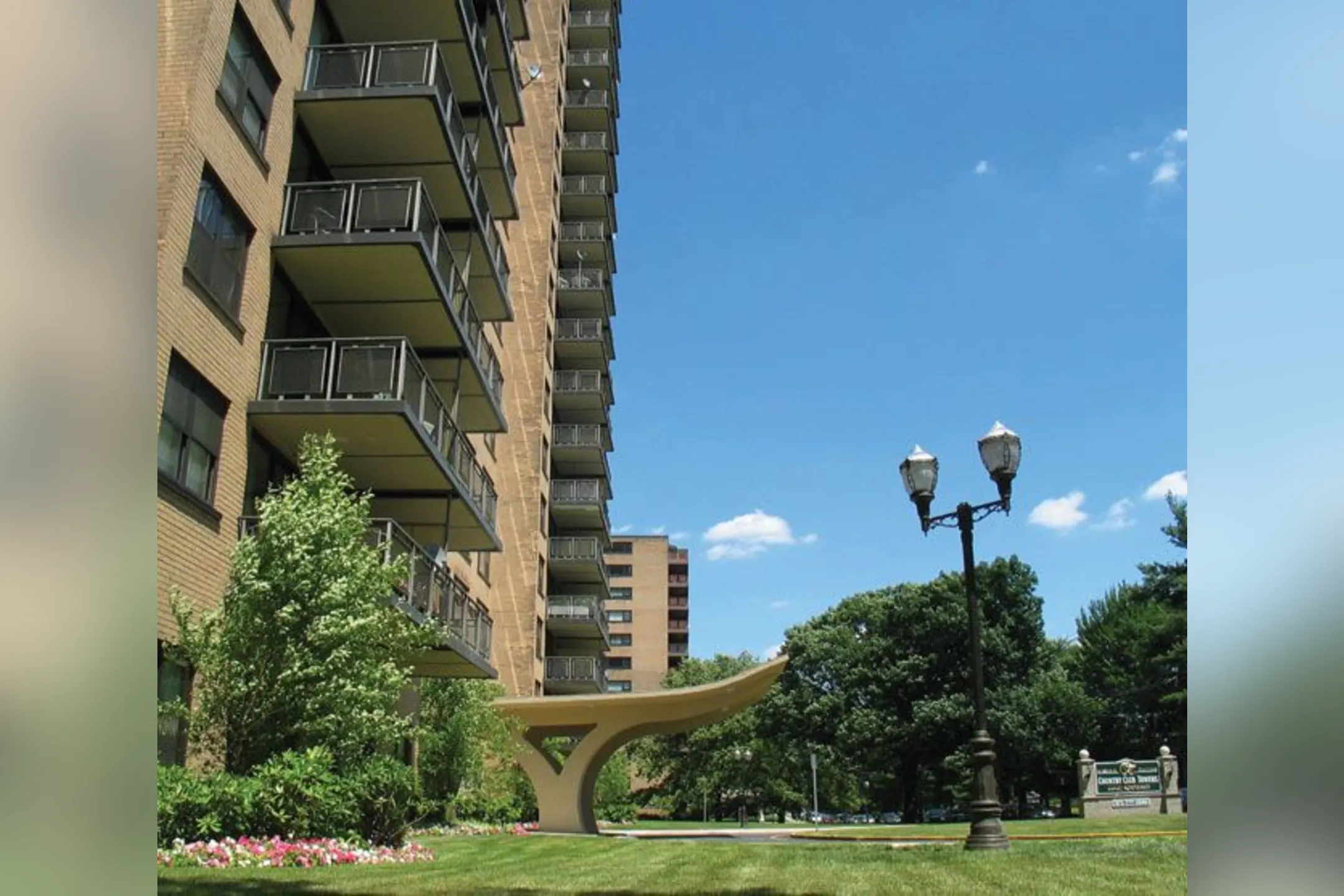 Country Club Towers 140 Hepburn Rd Clifton, NJ Apartments for Rent
