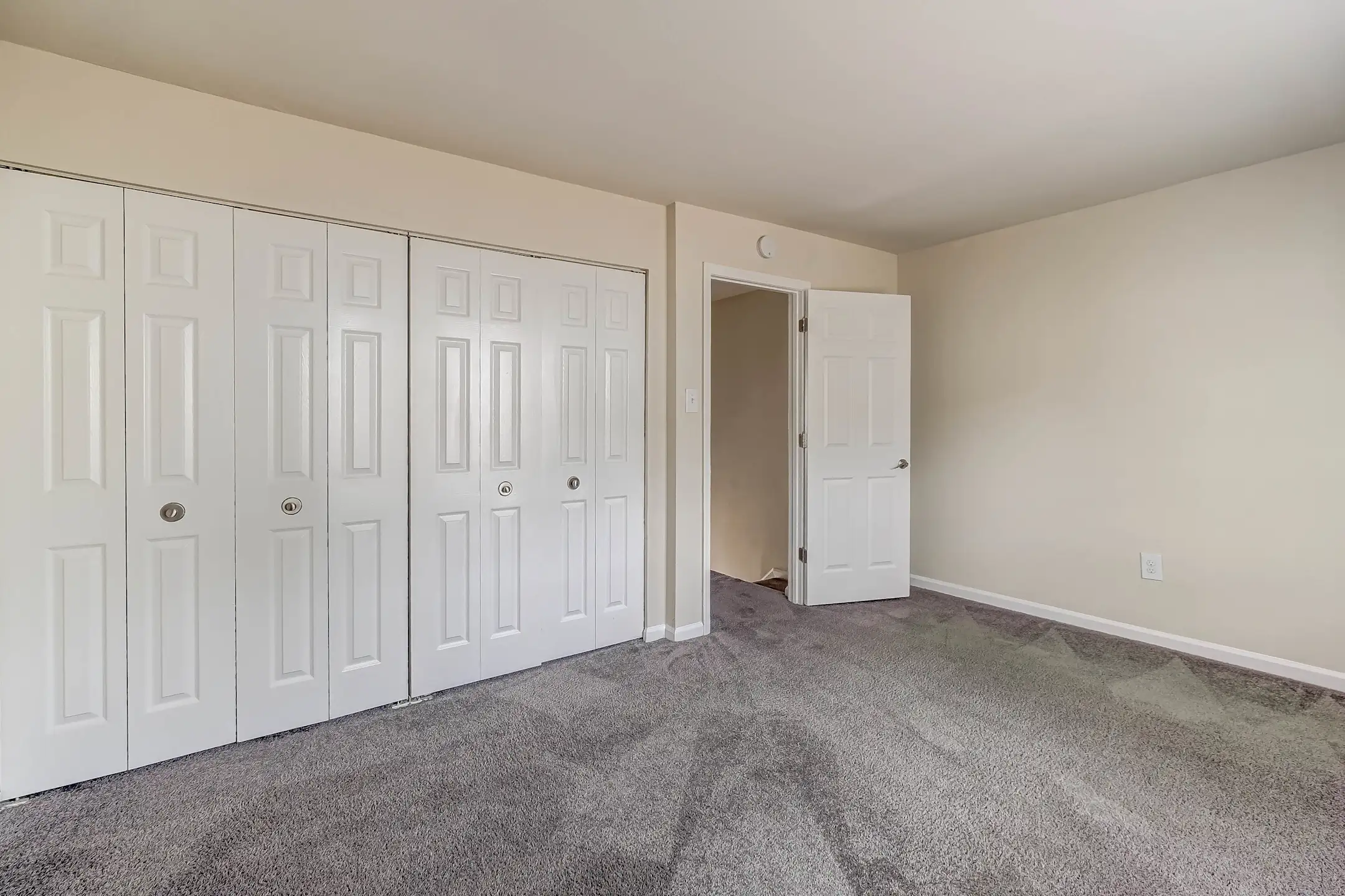 Bedroom - The Grove - Halethorpe, MD