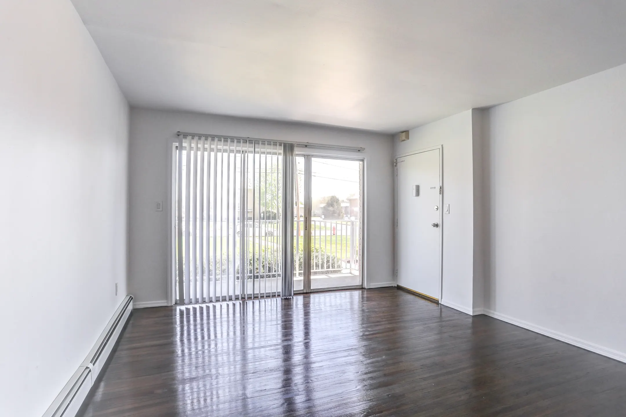 Chesterfield Apartments 210 Harding Rd Freehold, NJ for Rent Rent.