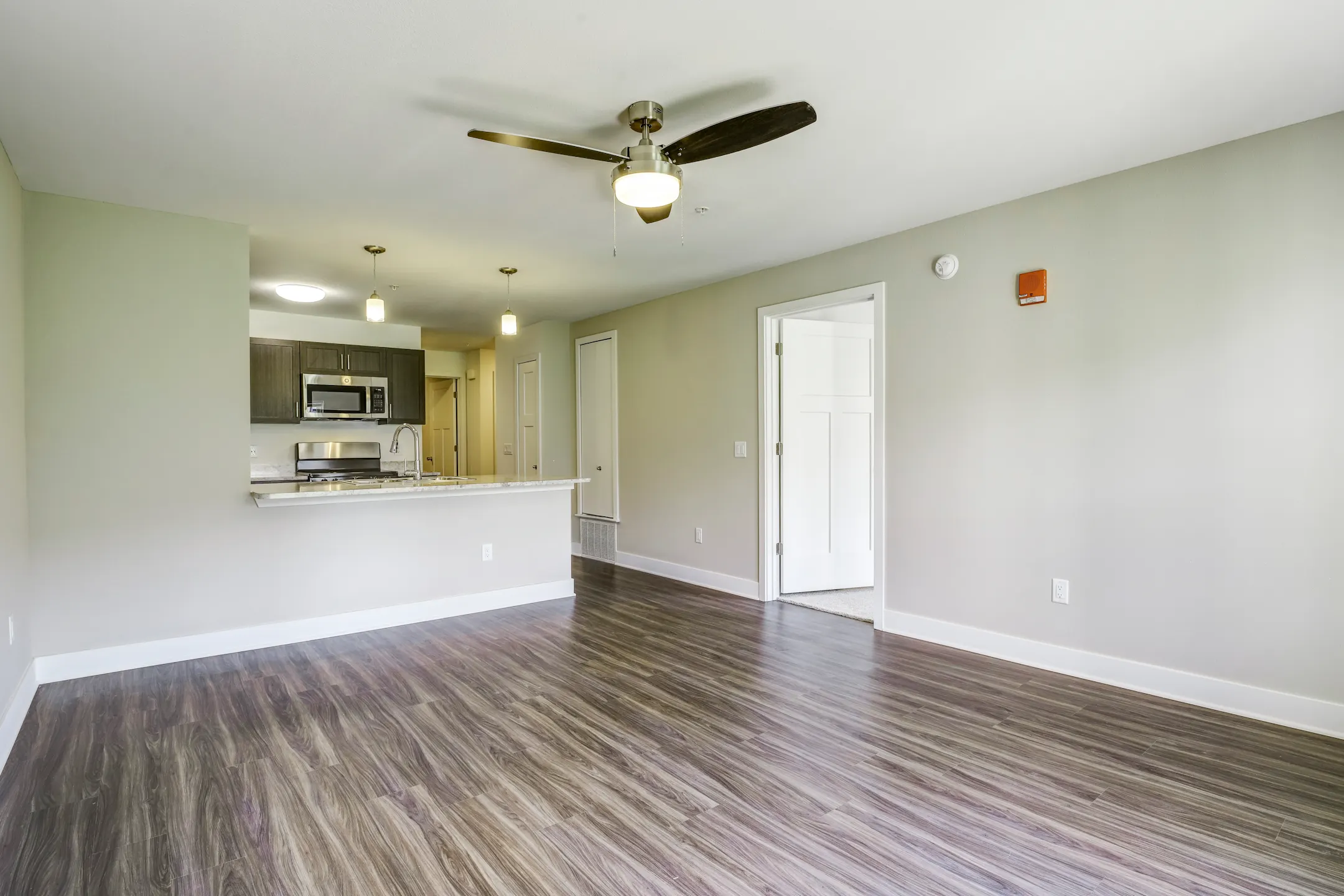 Dodson Pointe Apartment Homes 6000 W Stoney Creek Dr Rogers, AR