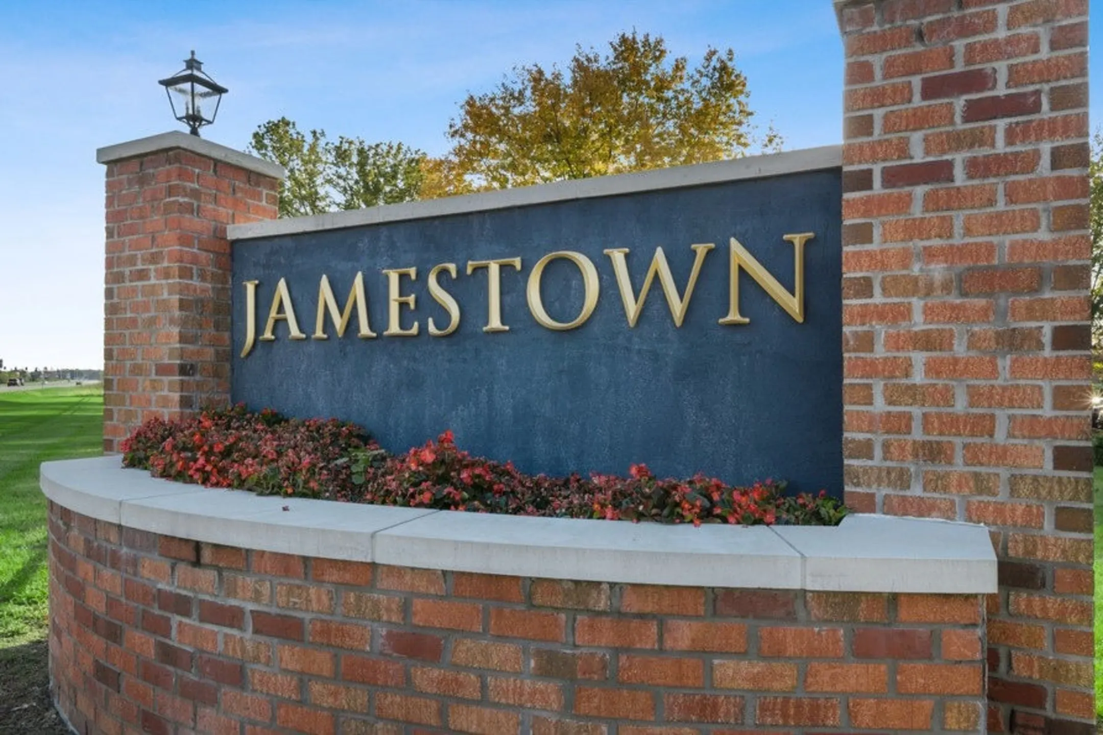 Community Signage - Jamestown Village - New Castle, IN