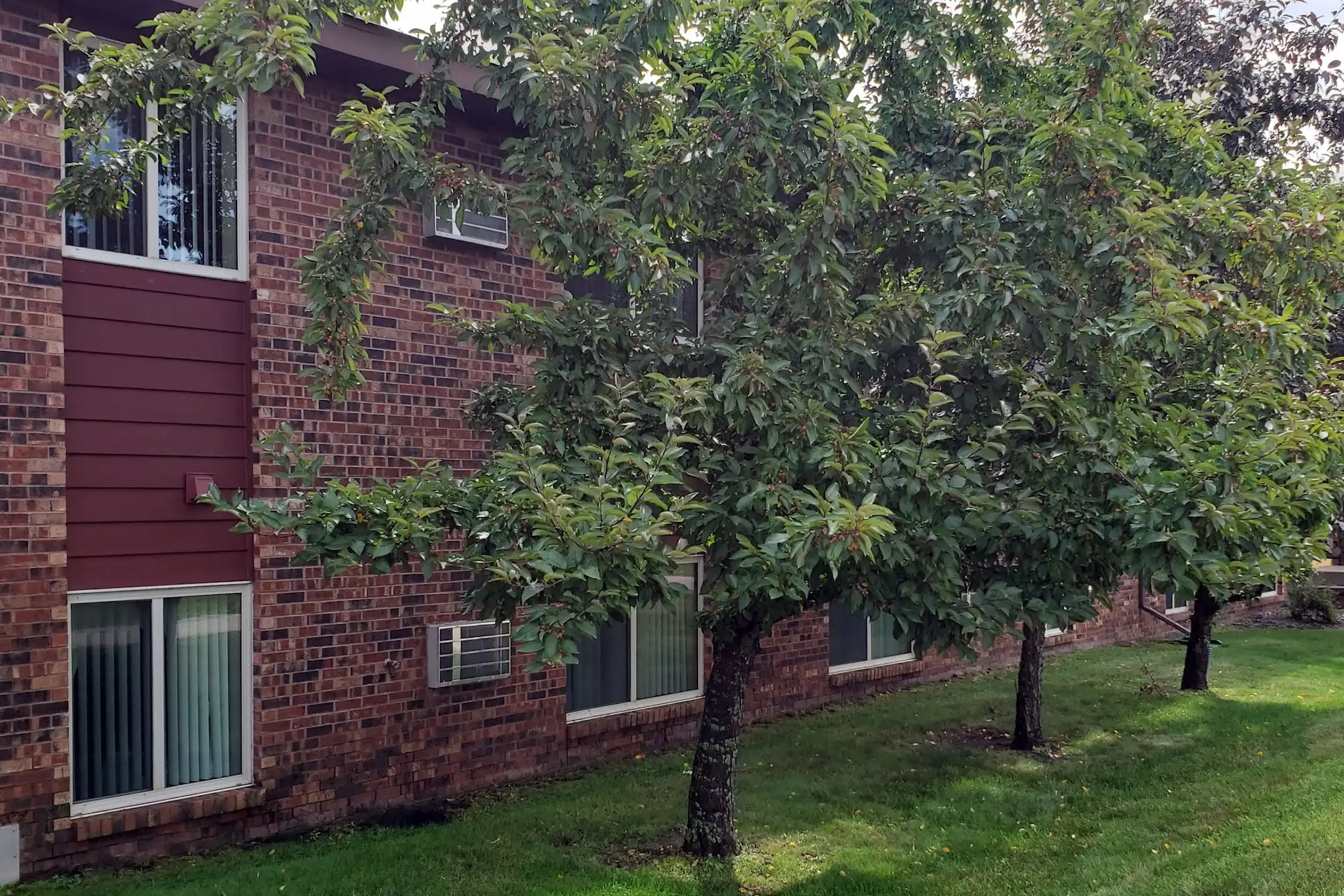 Riverside Apartments 106 4th Ave S Princeton, MN Apartments for