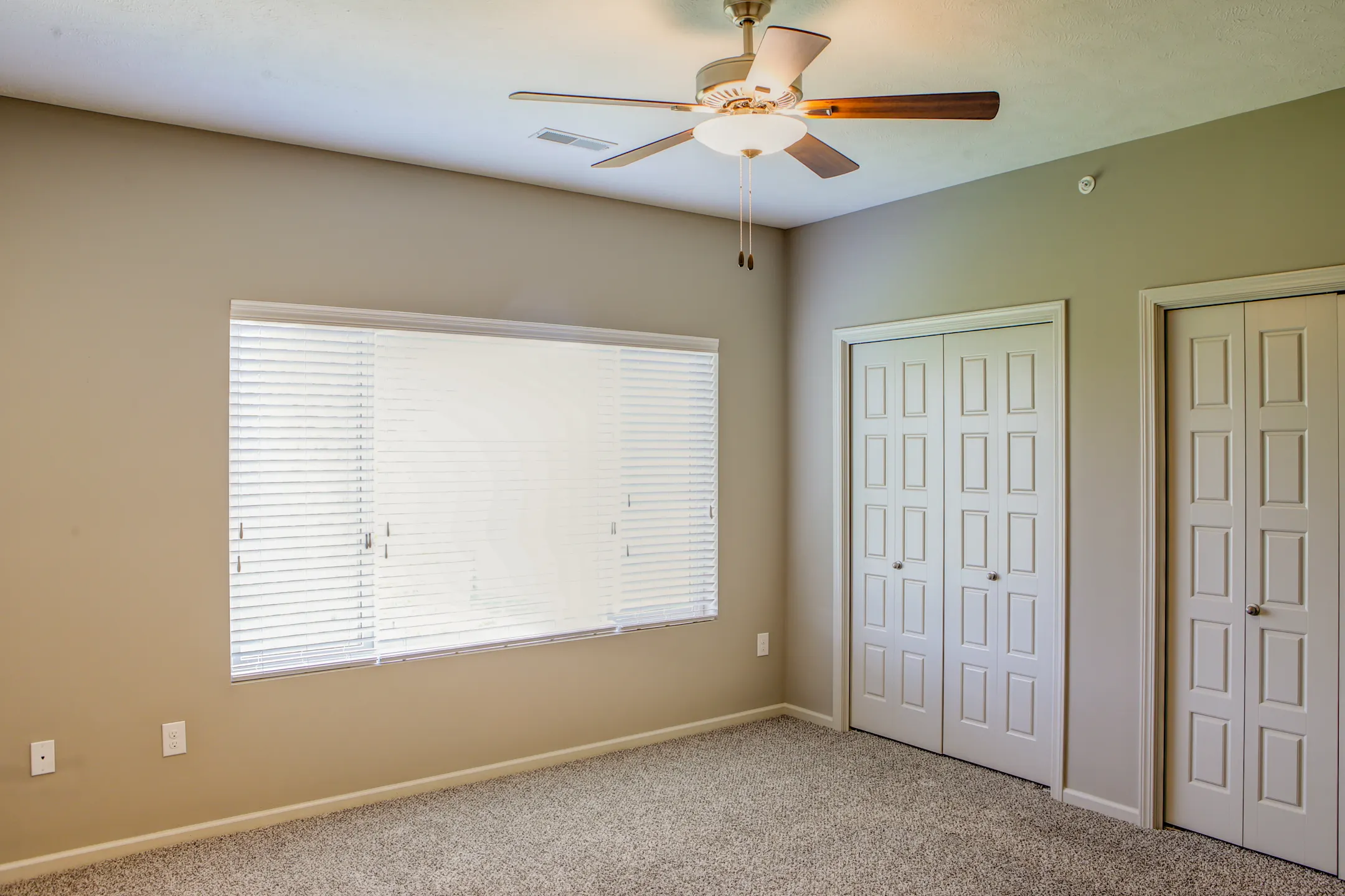 Bellbrook Townhome Apartments Townhomes Gretna, NE 68028