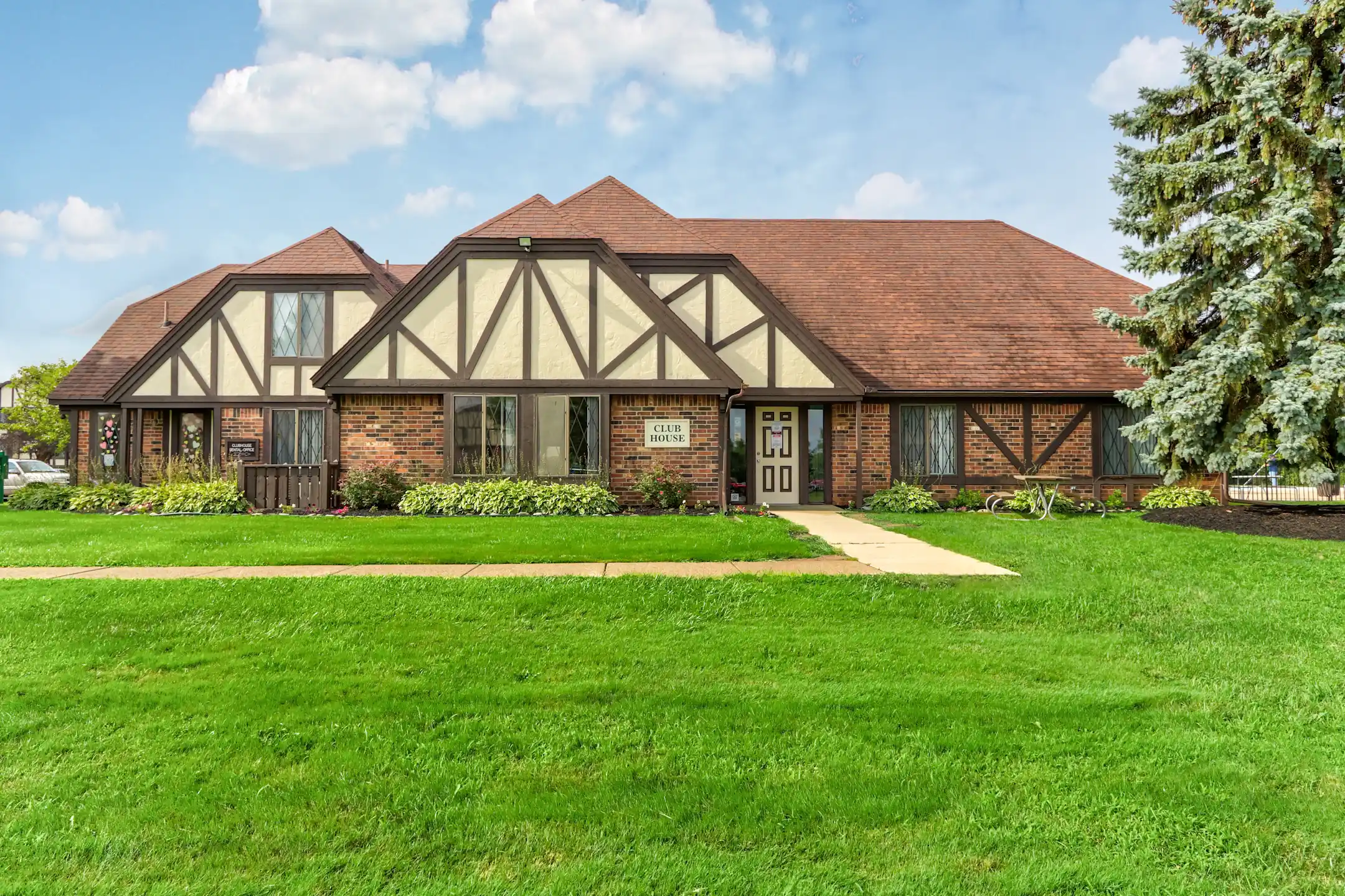 Shannon Manor Townhomes Apartments Davison, MI 48423