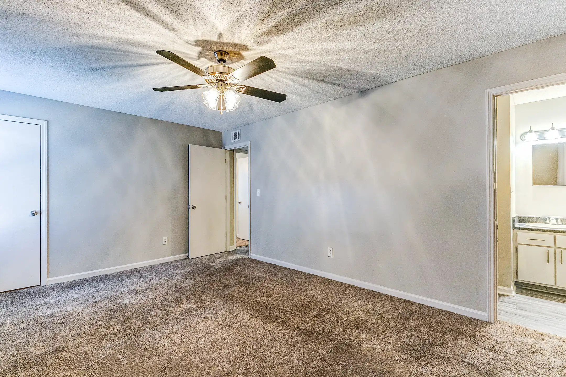 Pine Knoll Apartments Milledgeville, GA 31061