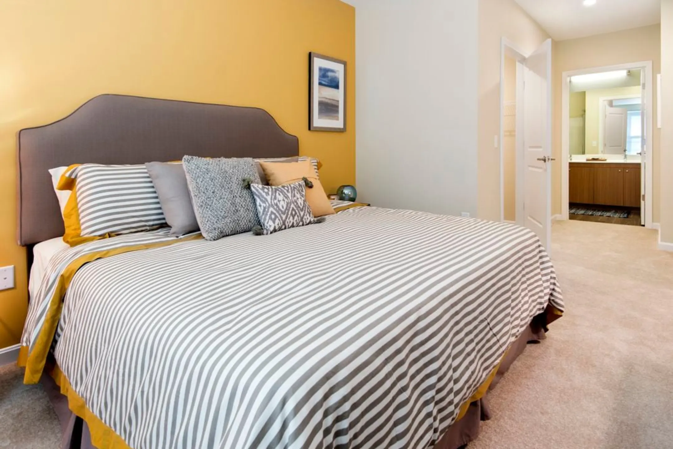 Avalon Quincy Apartments Quincy, MA 02169