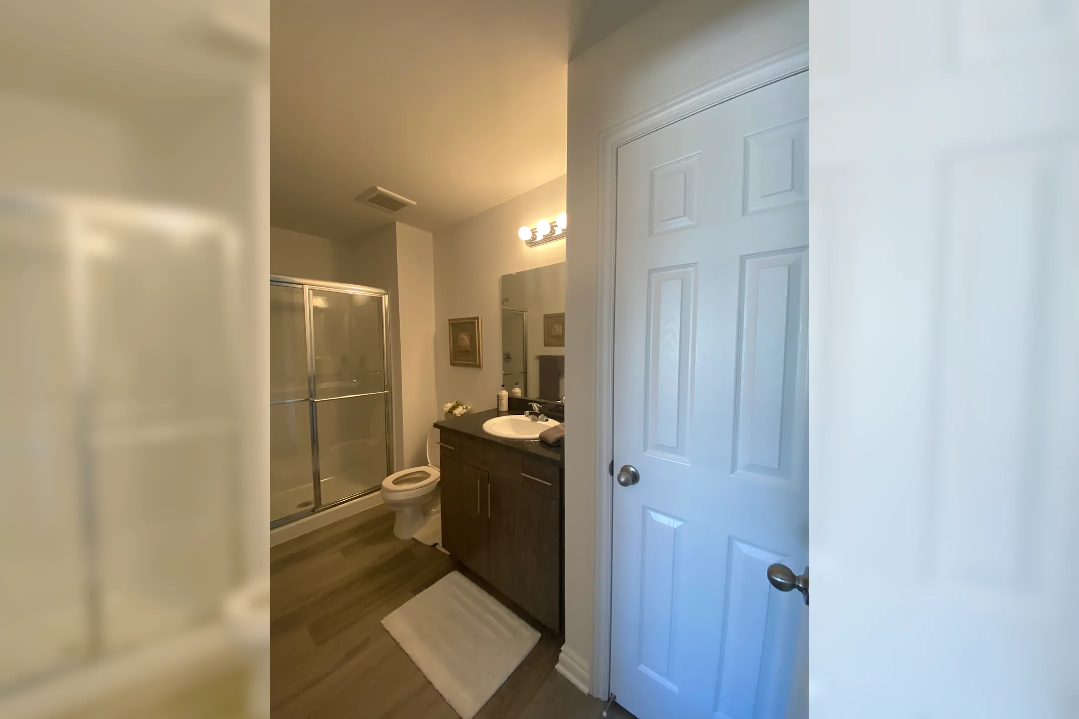 Garlands Apartment Apartments Clinton Township, MI 48038