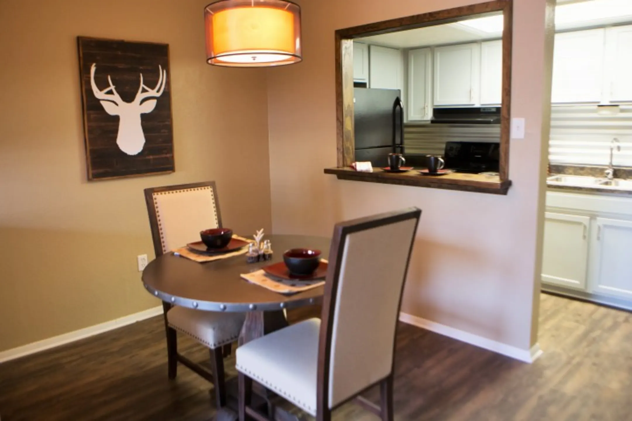 The Lodge on Broadway Apartments Tyler, TX 75701