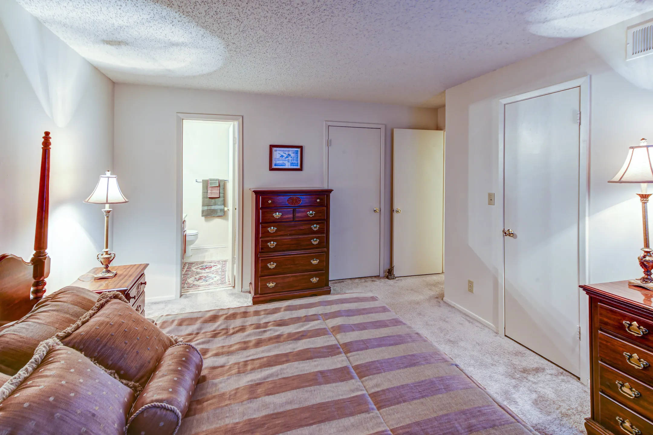 Royal Hills Apartments Apartments Tuscaloosa, AL 35406