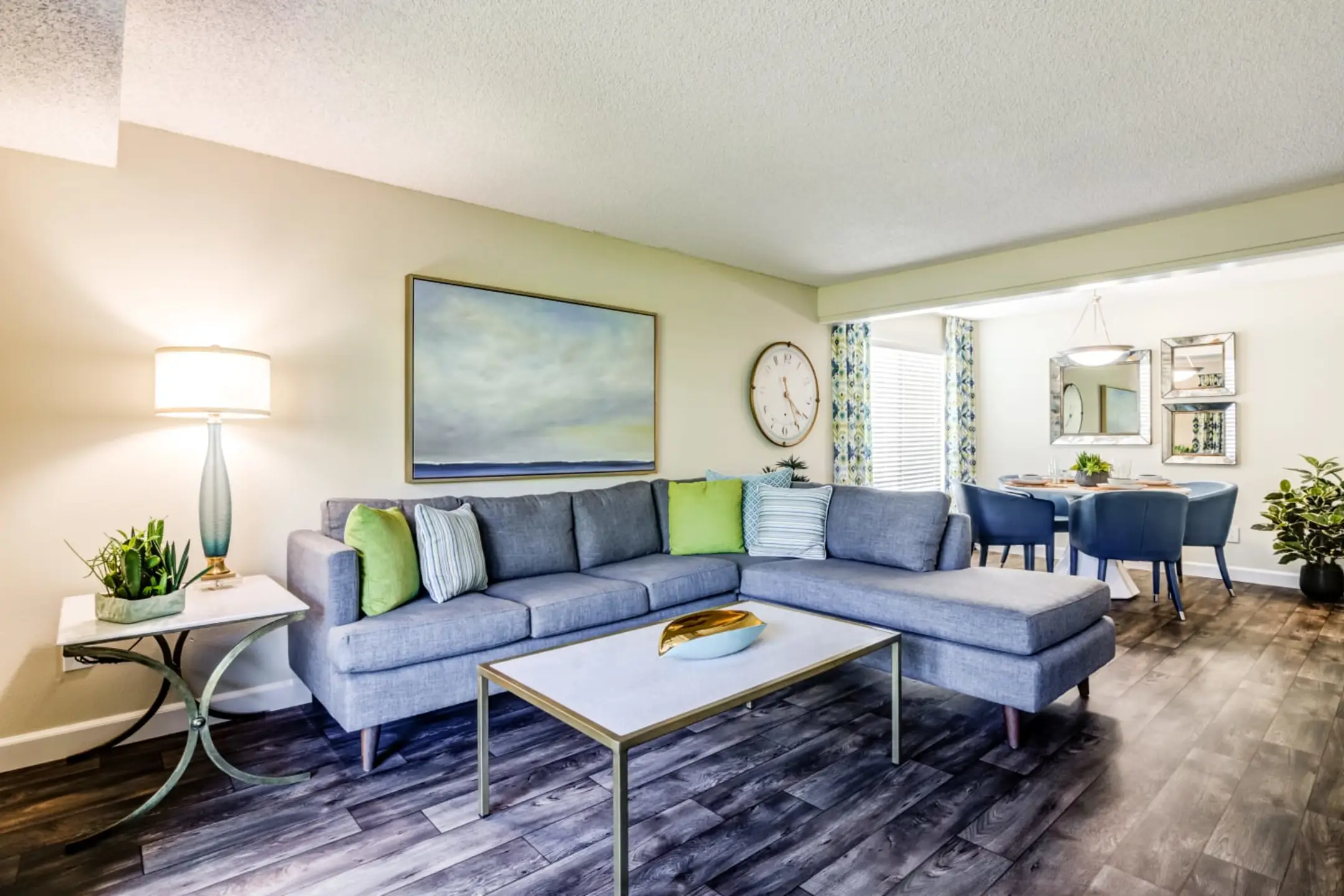 Edgewood park apartments bellevue wa 98007