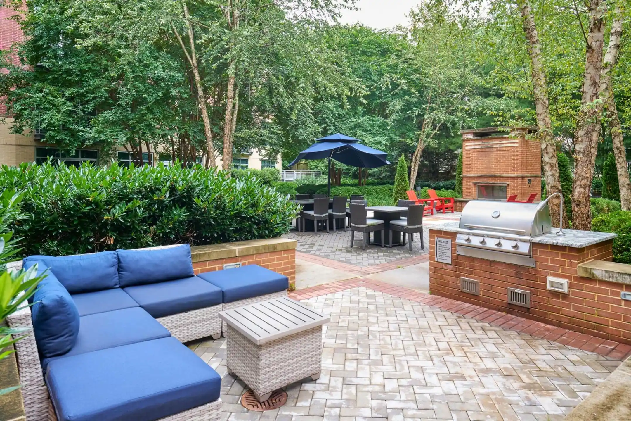 Patio / Deck - Crescent Falls Church - Arlington, VA