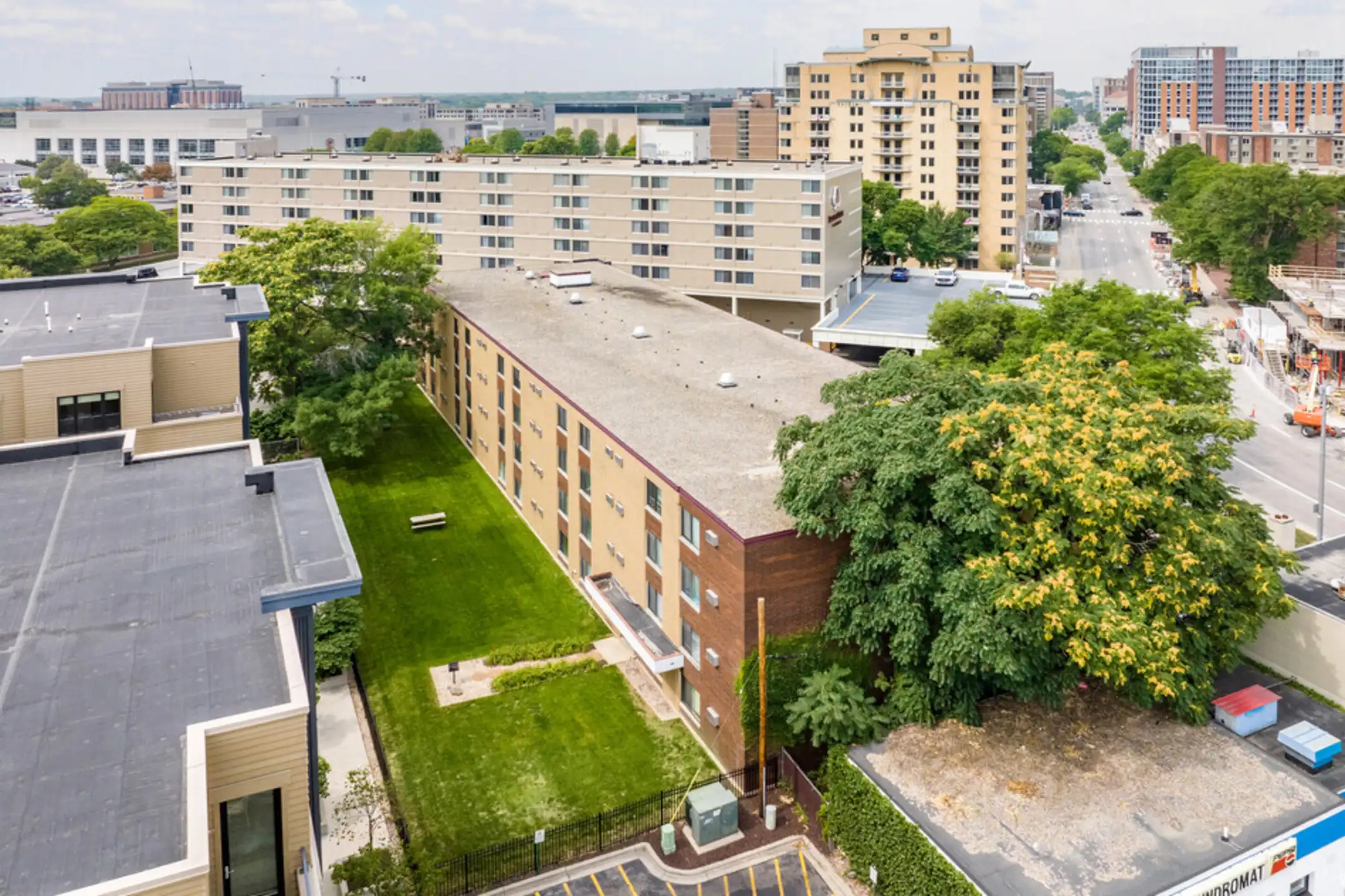 Inez Apartments 511 W Johnson St Madison, WI Apartments for Rent