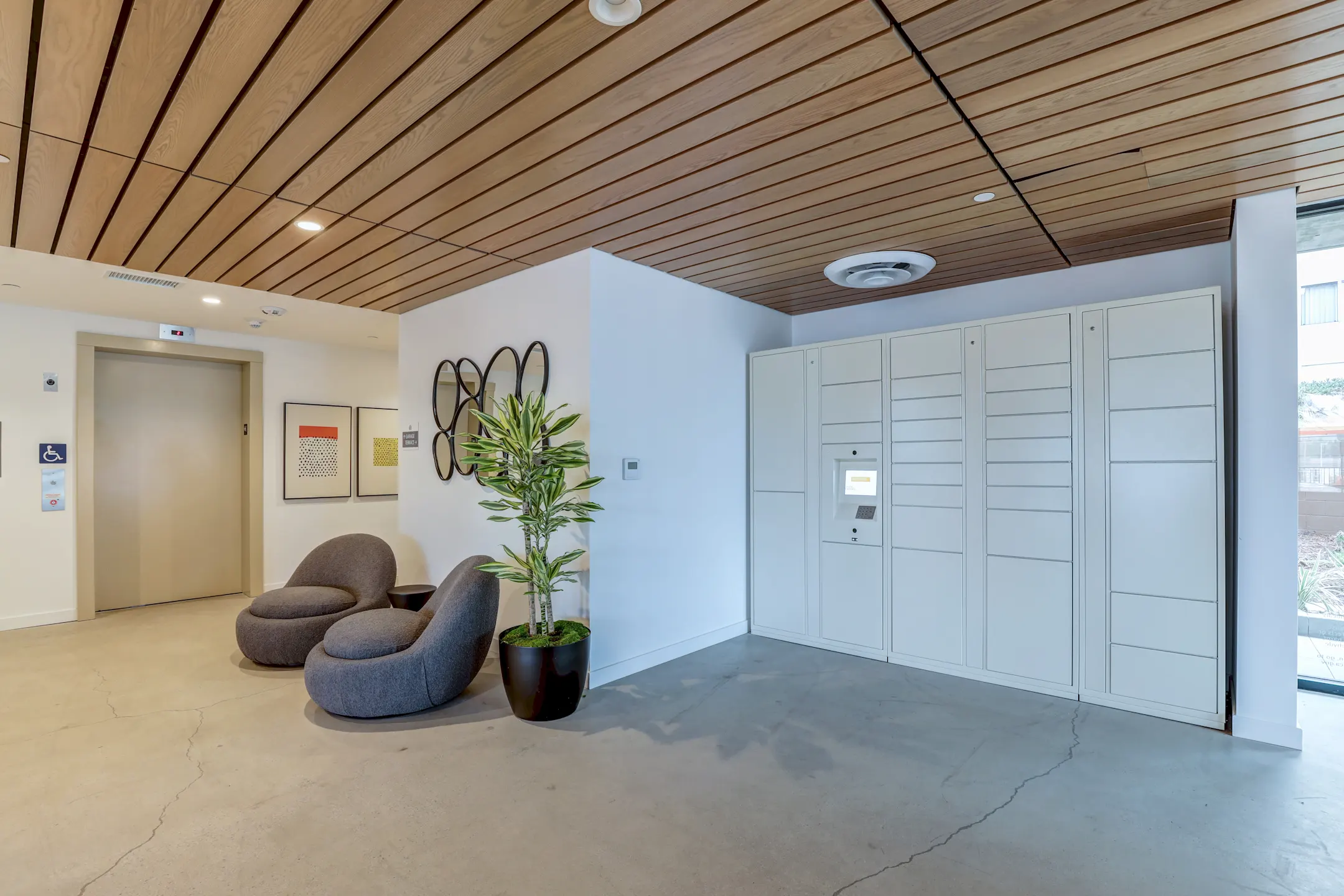 Rising Sun Apartments 4210 Spring Street La Mesa, CA Apartments for