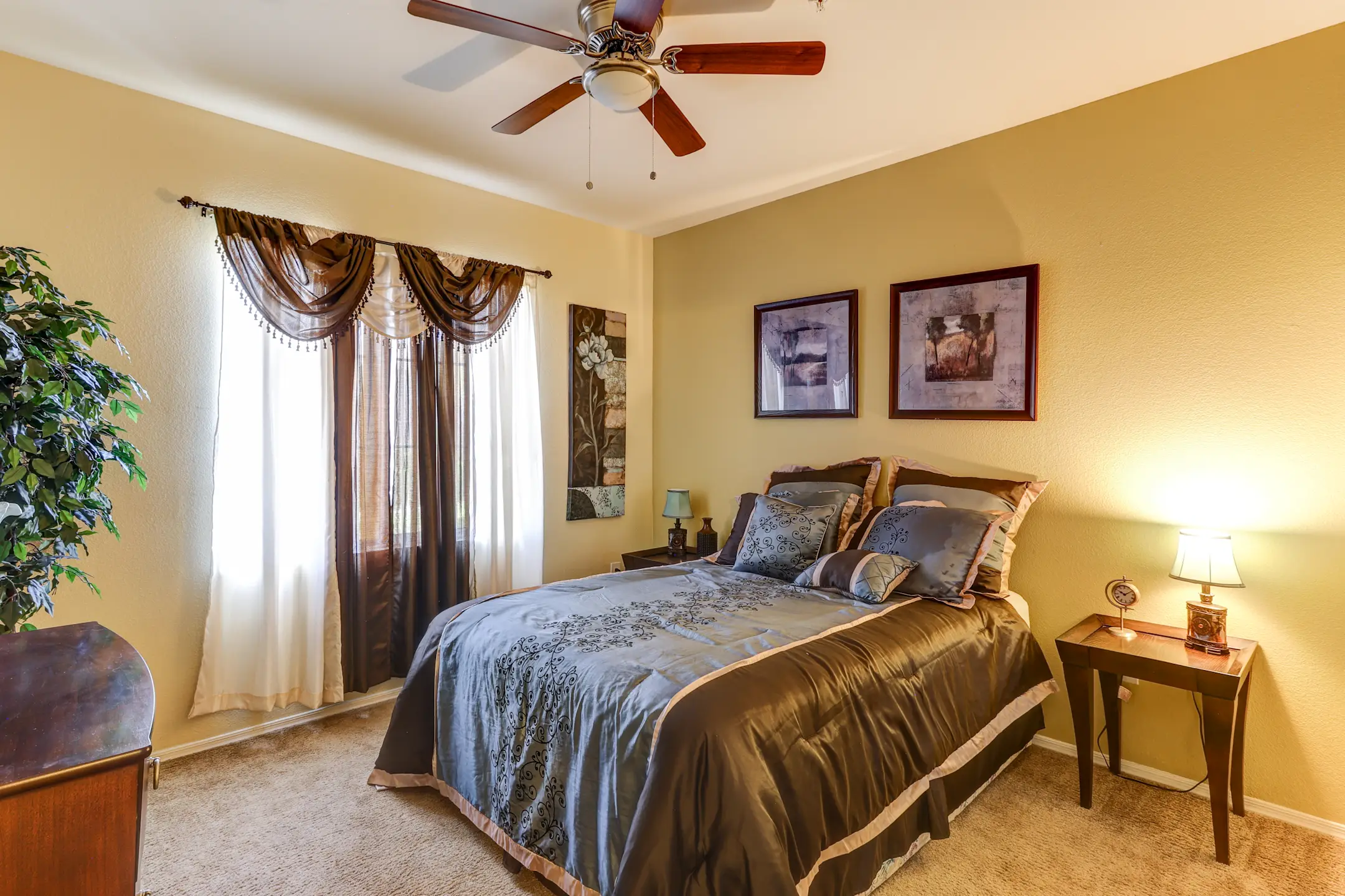 Sun Valley Ranch Apartment Homes 7353 E University Dr Mesa, AZ