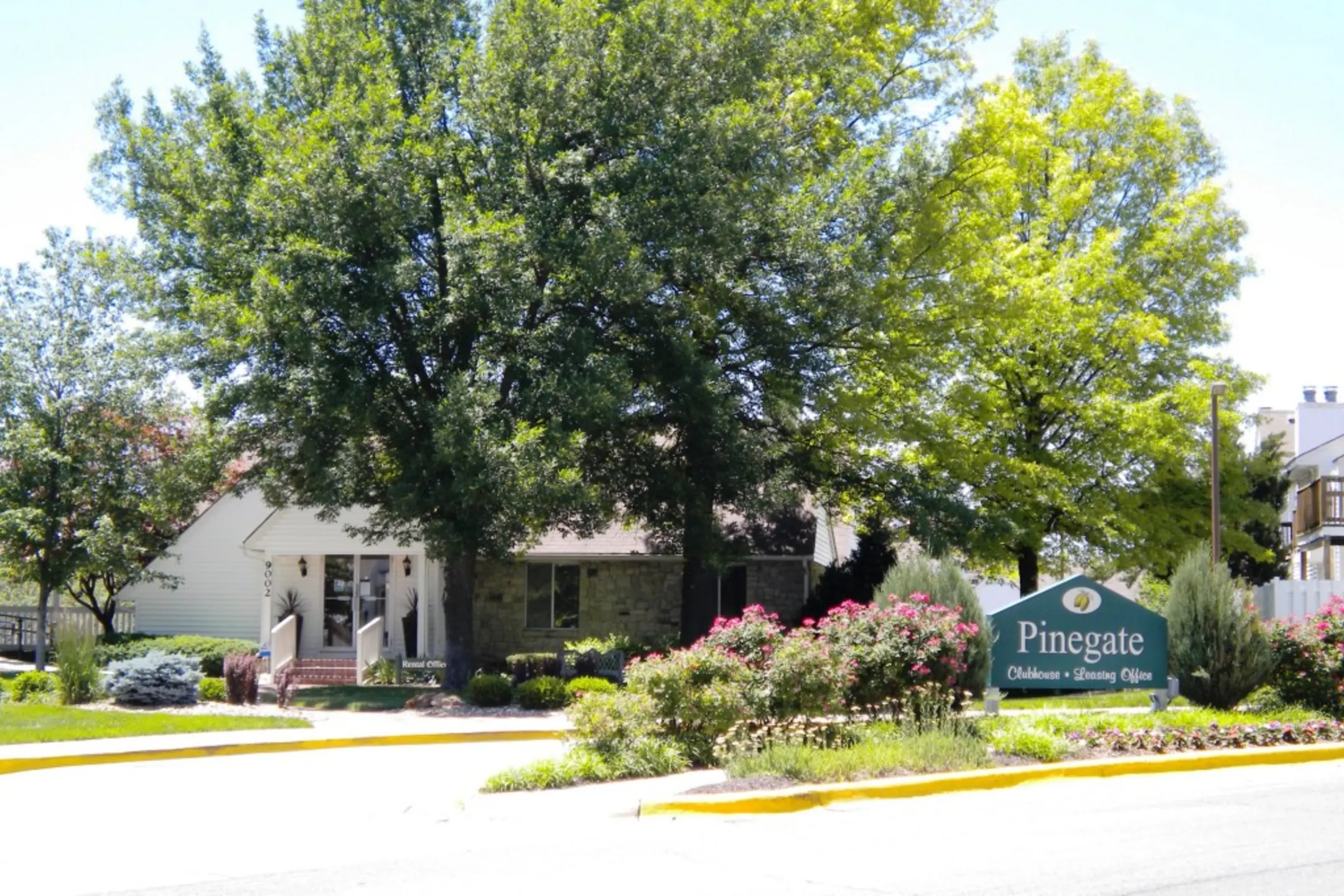 Pinegate 9002 W 64th Ter Merriam, KS Apartments for Rent Rent.